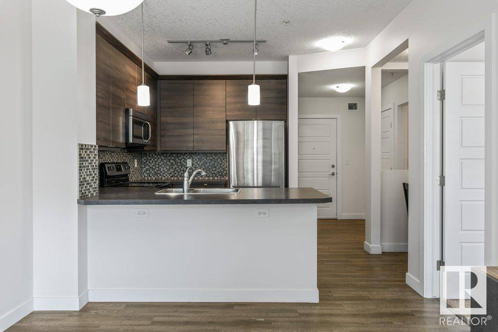 Edmonton, AB T6W 0R2,#218 2588 ANDERSON WY SW
