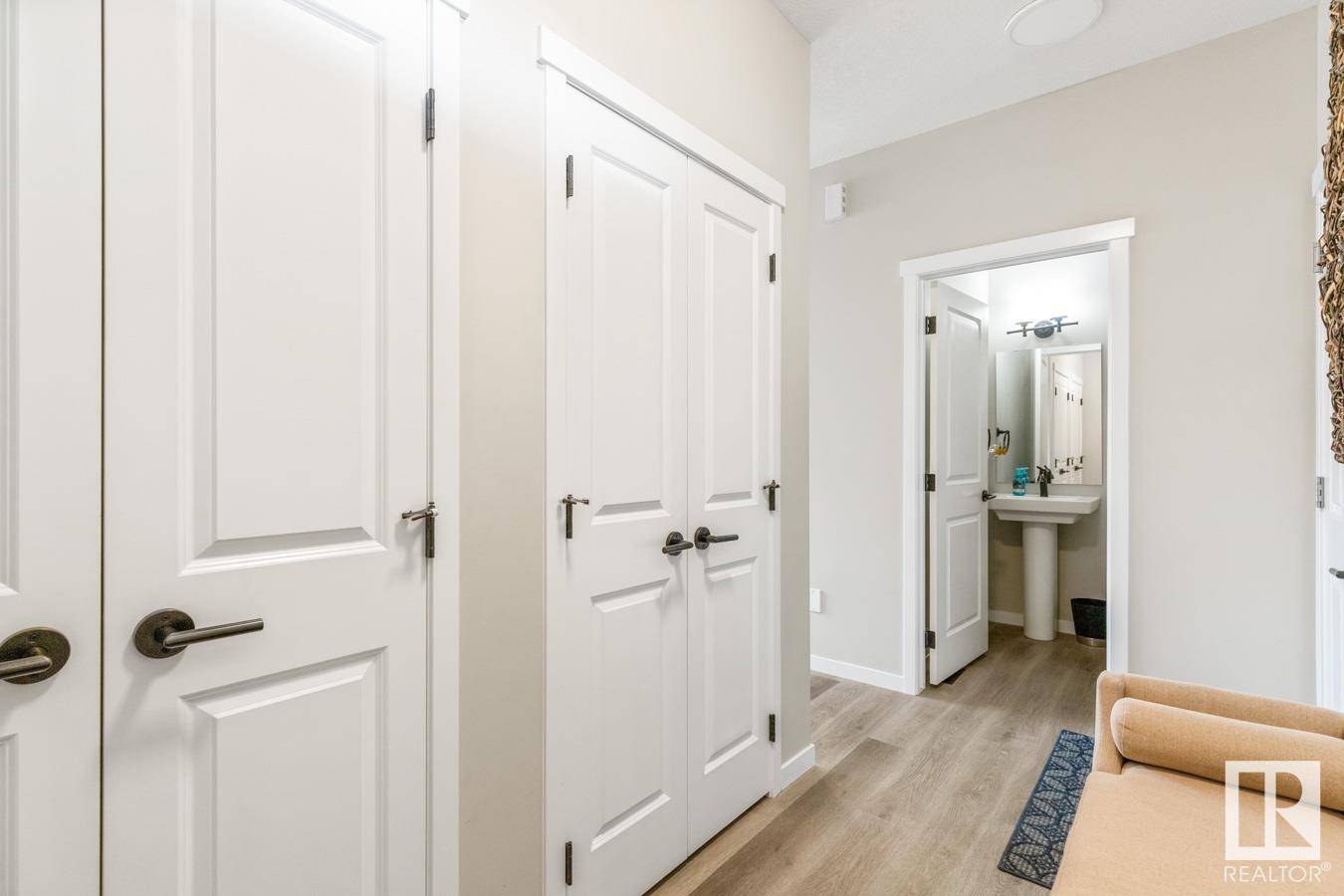 Edmonton, AB T5T 7H4,22706 95A AV NW