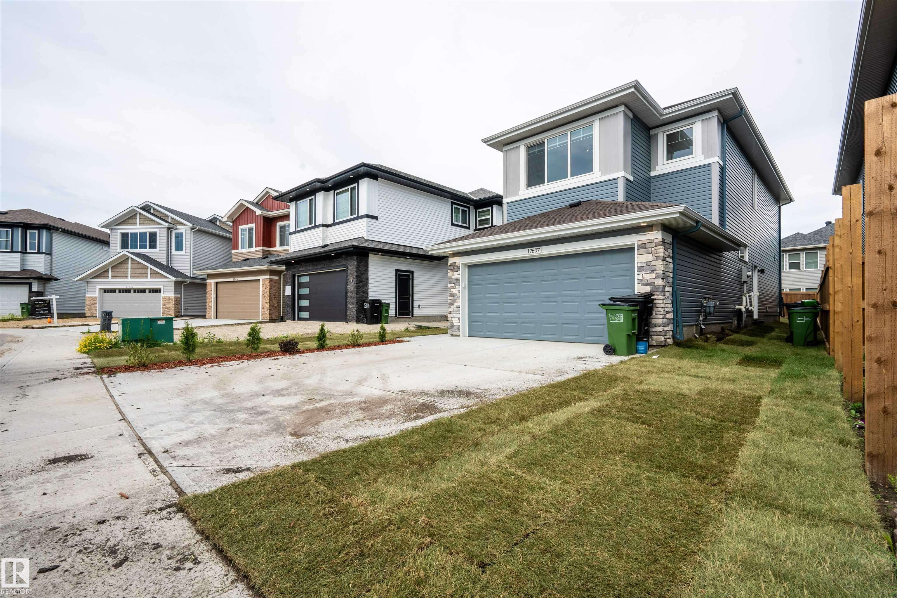 17607 48ST NW NW, Edmonton, AB T5Y 0N4