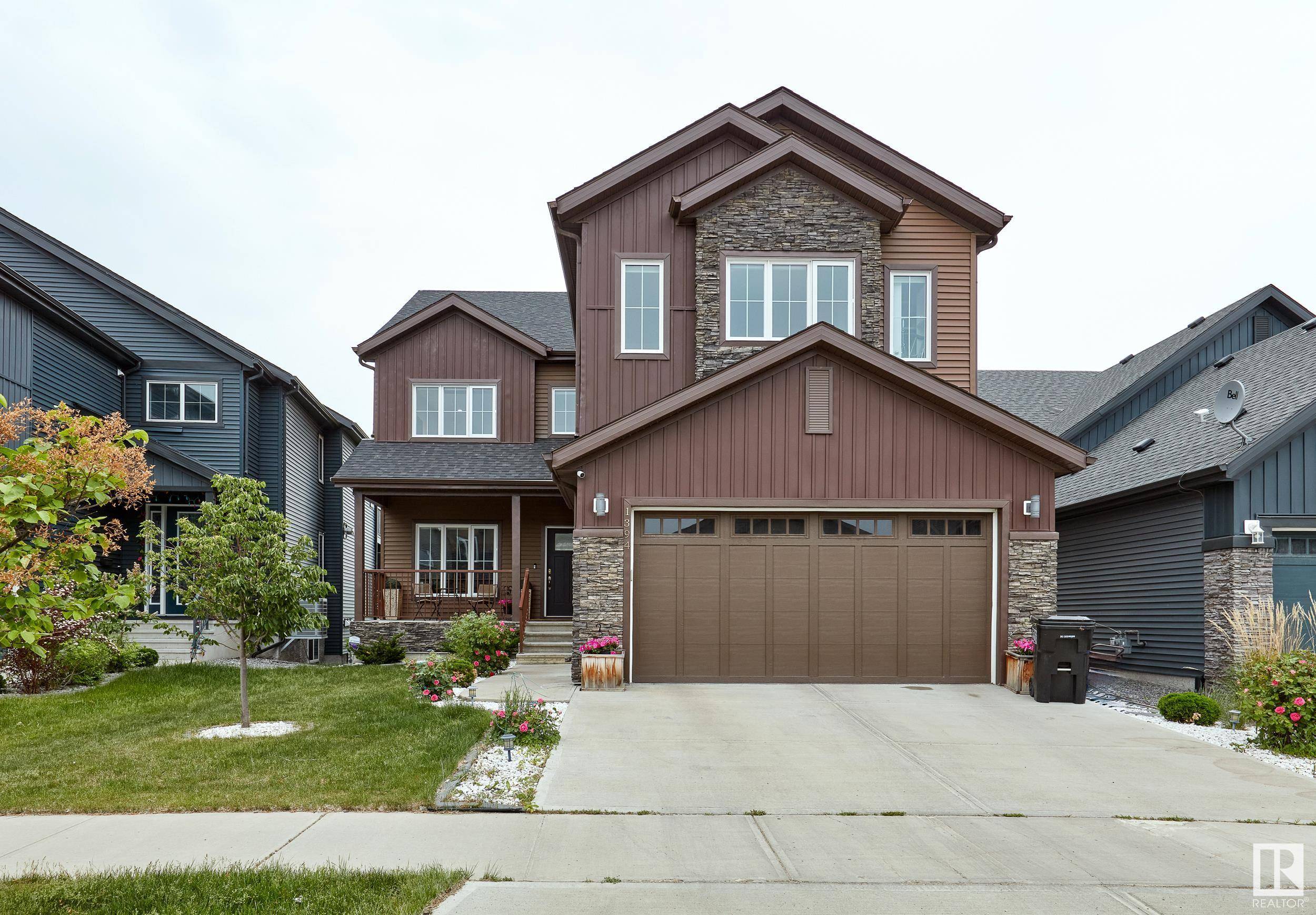 1394 GRAYDON HILL WY SW, Edmonton, AB T6W 3C9