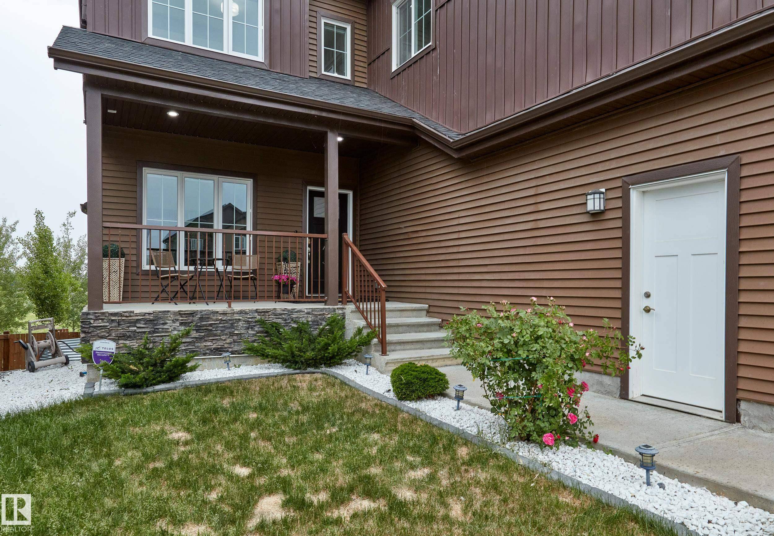 Edmonton, AB T6W 3C9,1394 GRAYDON HILL WY SW