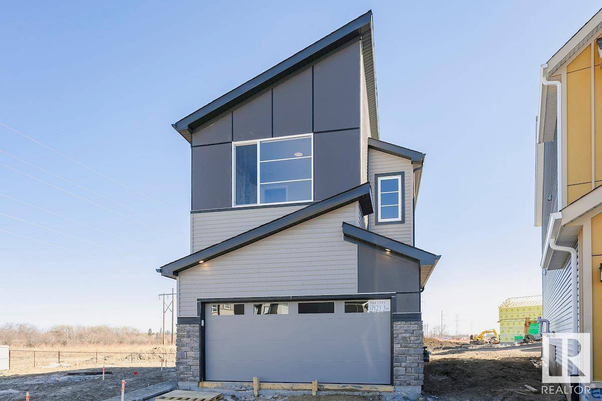 17423 3 ST NW, Edmonton, AB T5Y 4G7