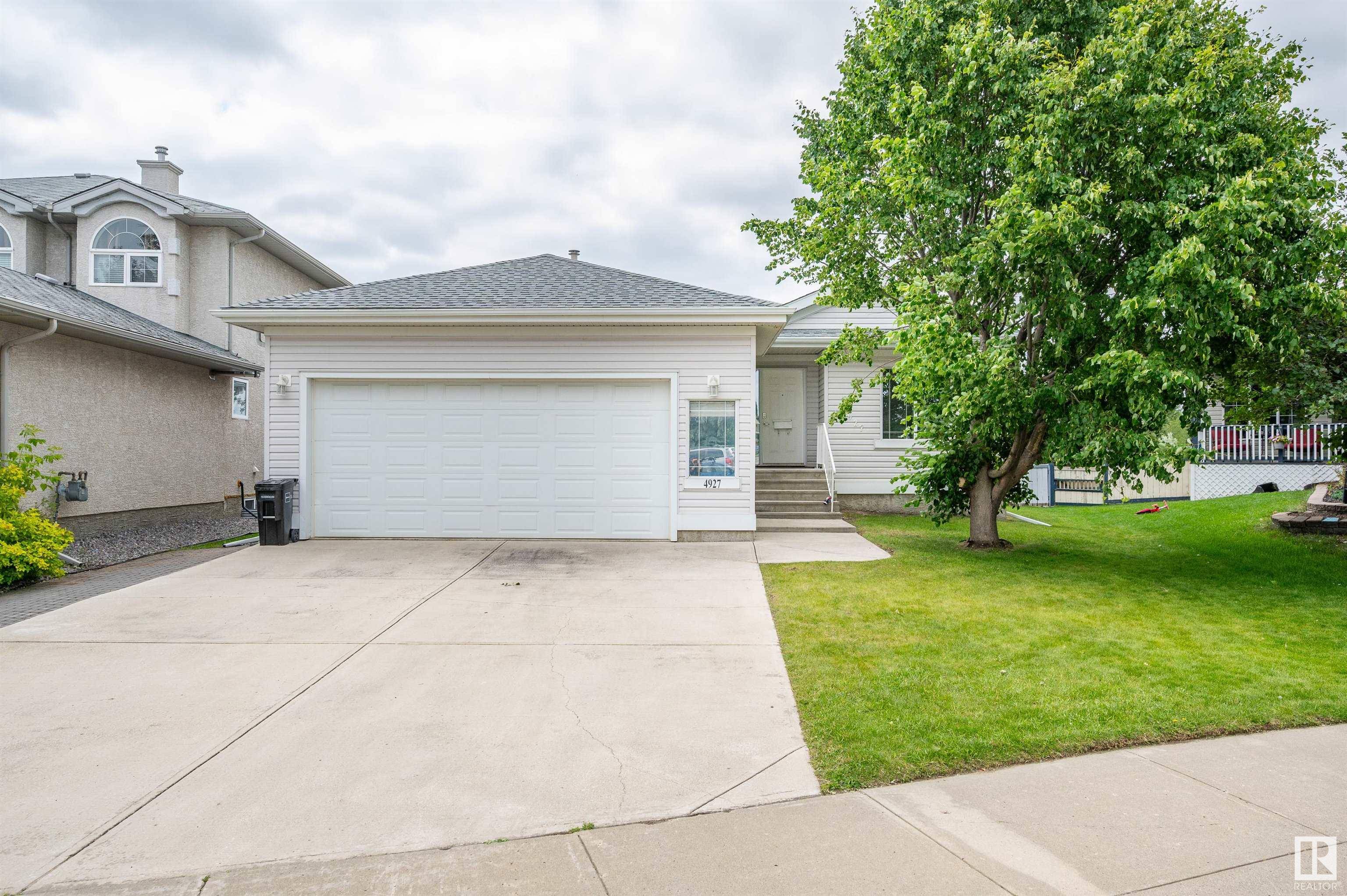 4927 152 AV NW, Edmonton, AB T5Y 3C2