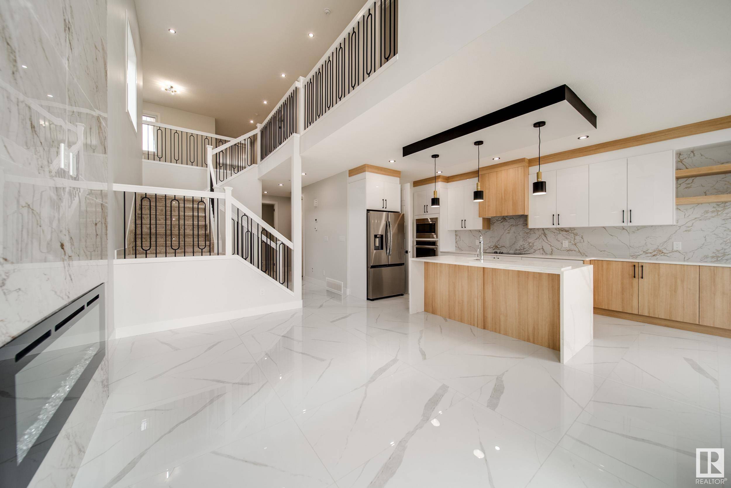 Edmonton, AB T5Z 2K6,8803 183 AV NW