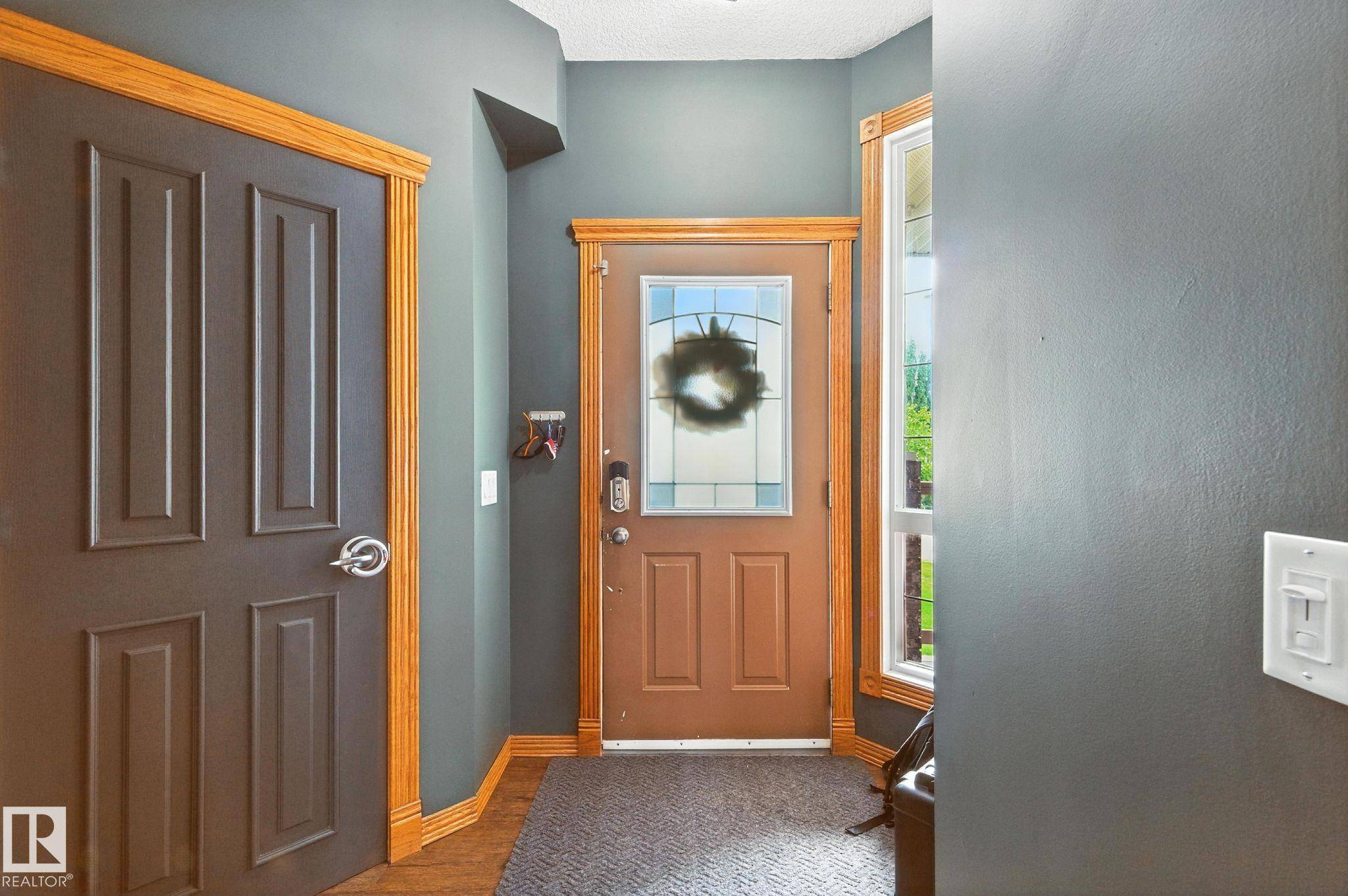Spruce Grove, AB T7X 4P3,7 Linksview Close