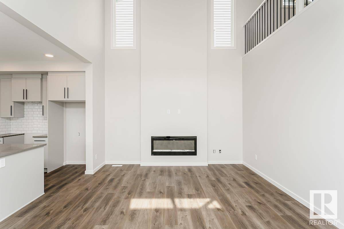 Edmonton, AB T5Y 4G6,17408 2 ST NW