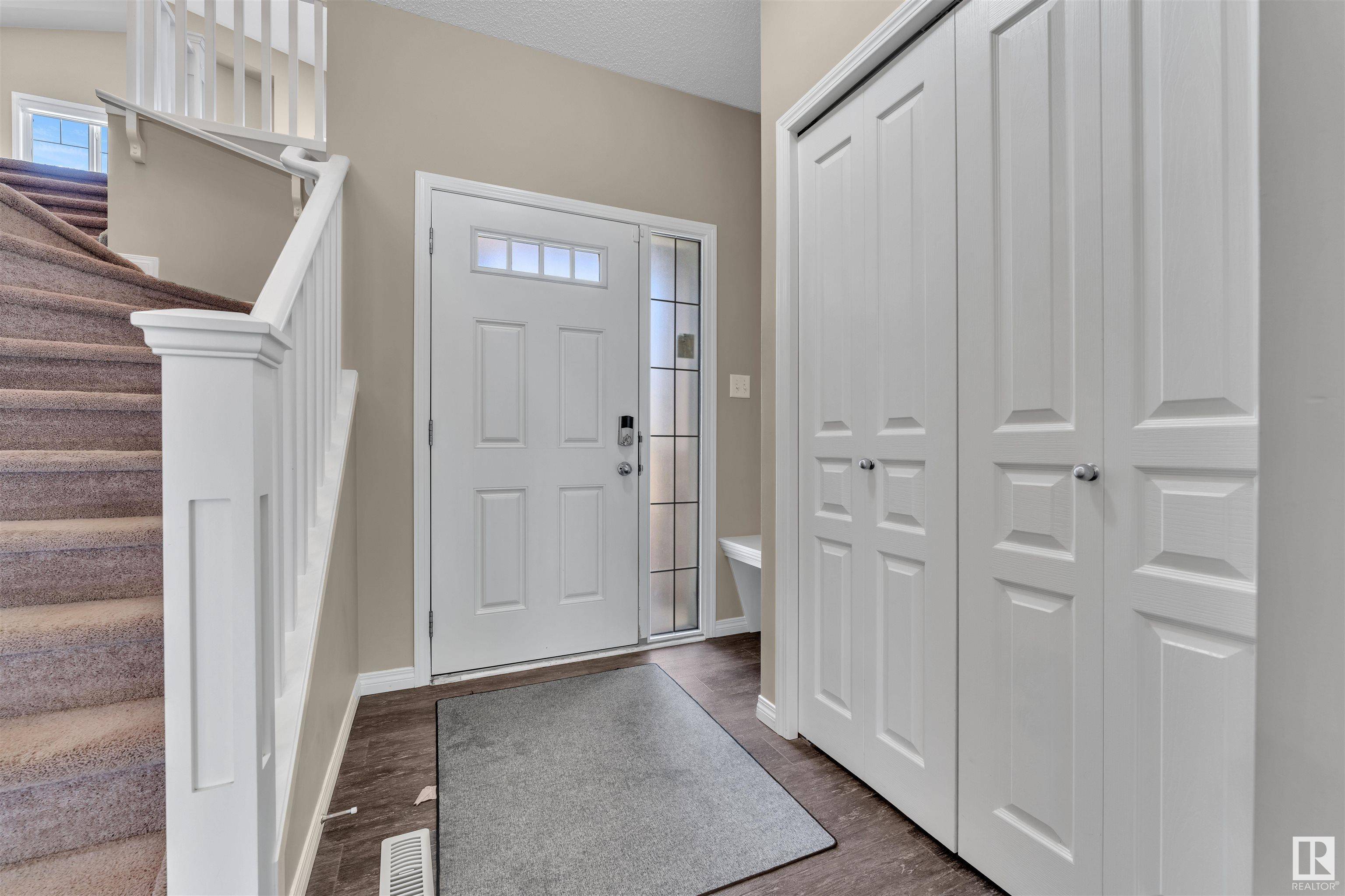 Edmonton, AB T6W 3P4,1627 161 ST SW