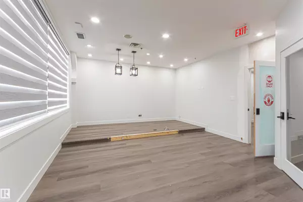 Sherwood Park, AB T8H 0M2,#152 134 PEMBINA RD