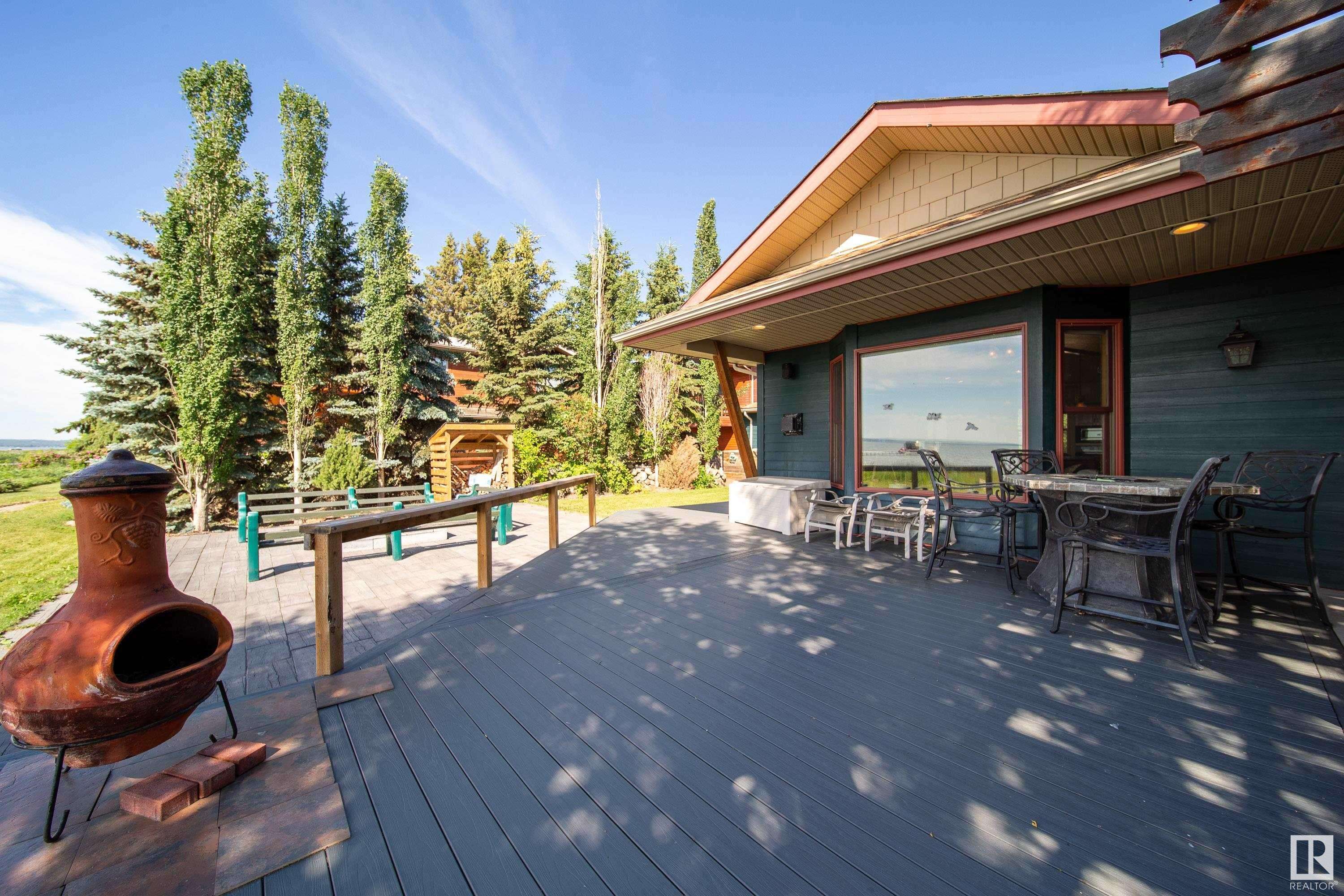 Rural Wetaskiwin County, AB T0C 2C0,103 ARGENTIA BE SE