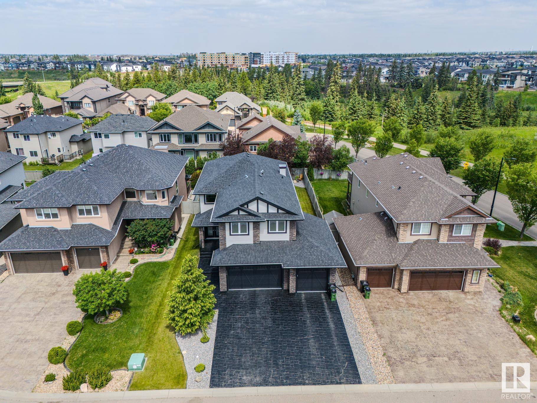 Edmonton, AB T6W 0V5,1606 ADAMSON CL SW