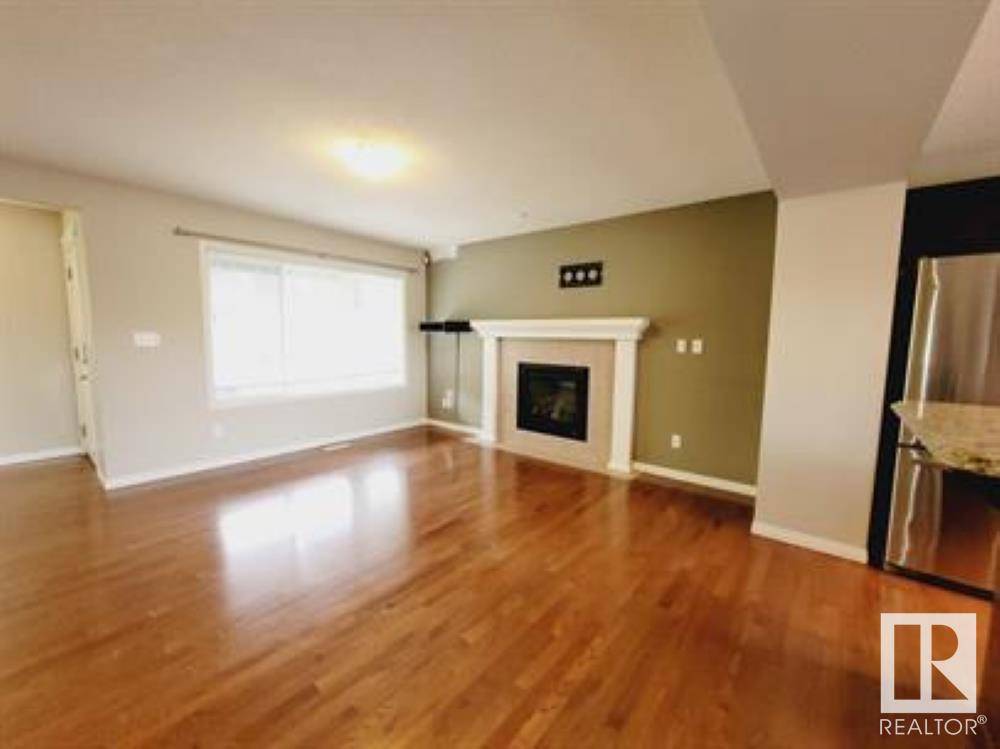 Edmonton, AB T6R 0K6,7707 SCHMID CR NW