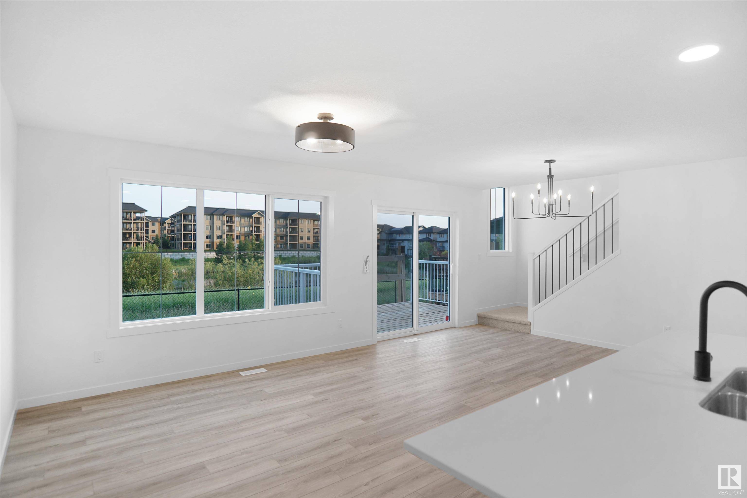 Edmonton, AB T6W 3V5,#24 905 172 ST SW