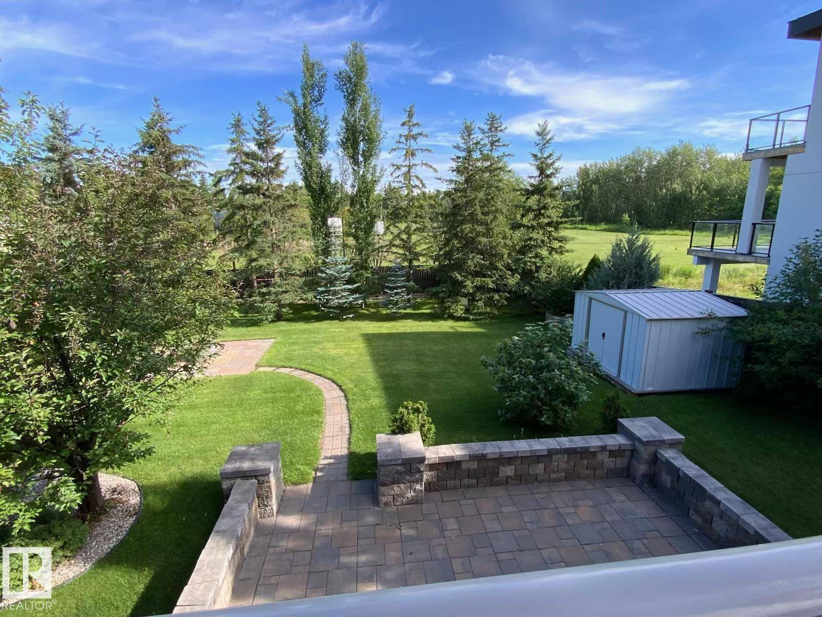 Rural Strathcona County, AB T8B 1C6,#244 52327 RGE ROAD 233