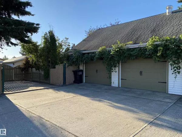 Edmonton, AB T5T 3J4,18516 97A AV NW