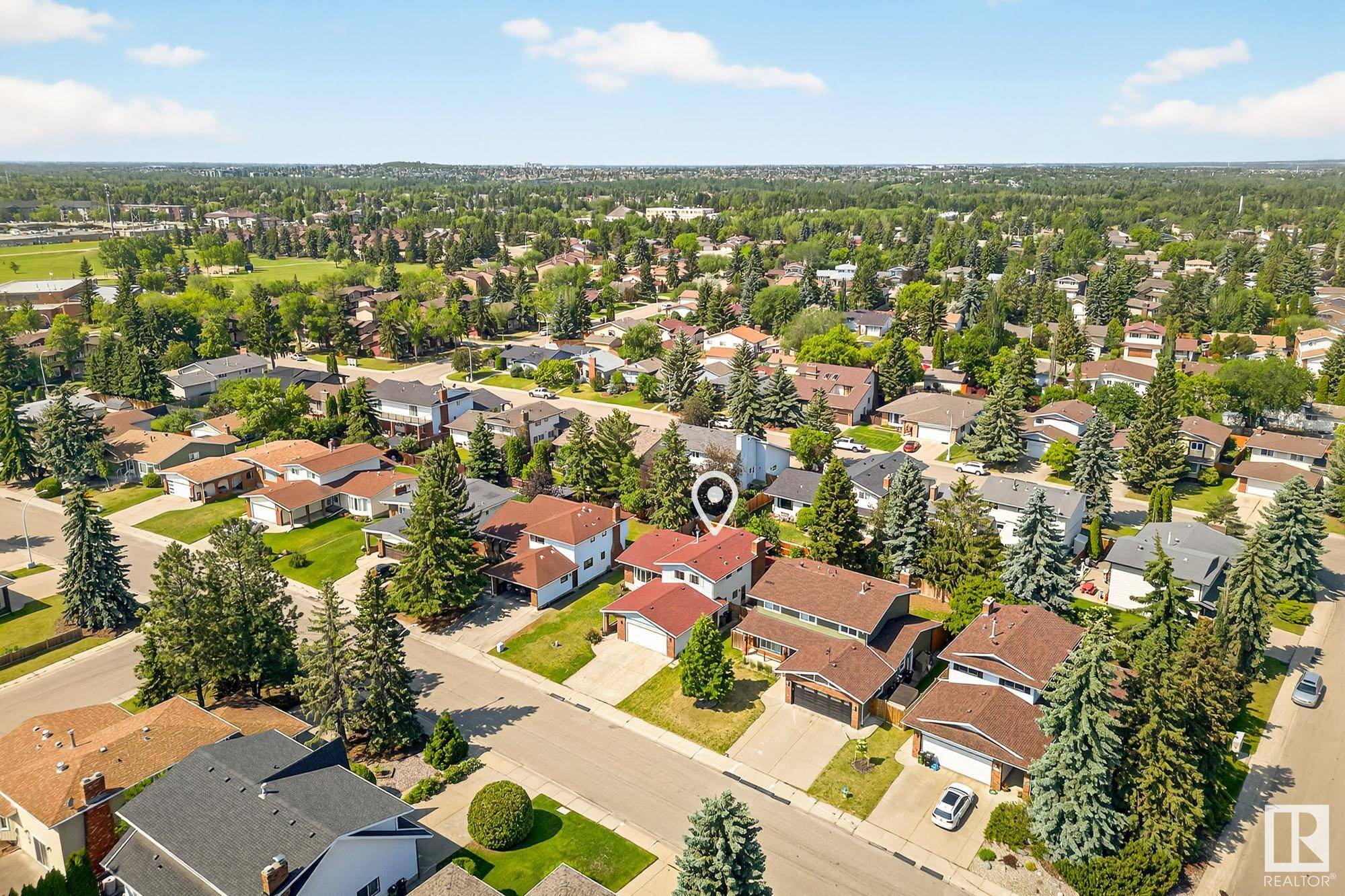 Edmonton, AB T6J 3V8,3310 113A ST NW