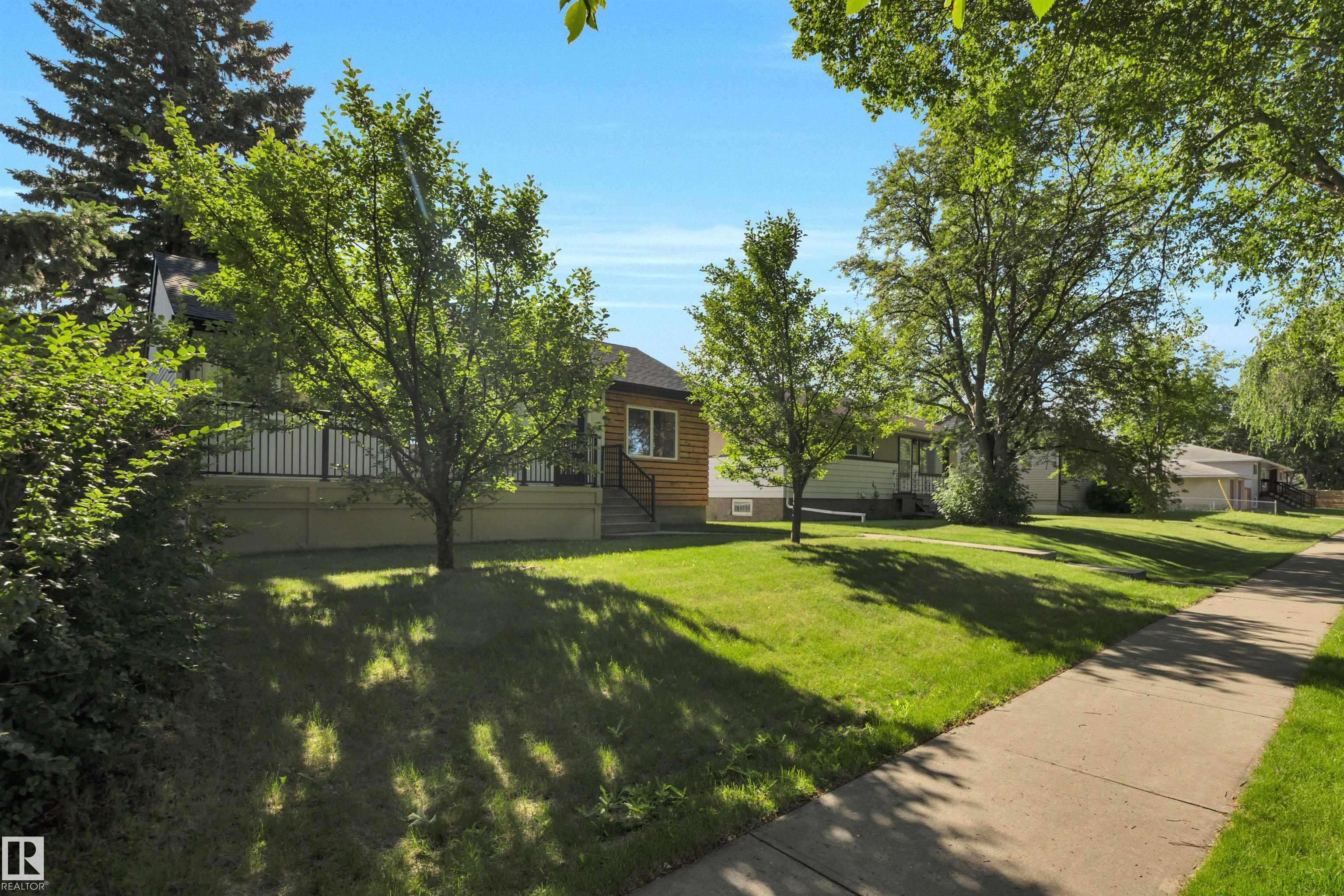 Edmonton, AB T6C 2S8,8619 80 ST NW