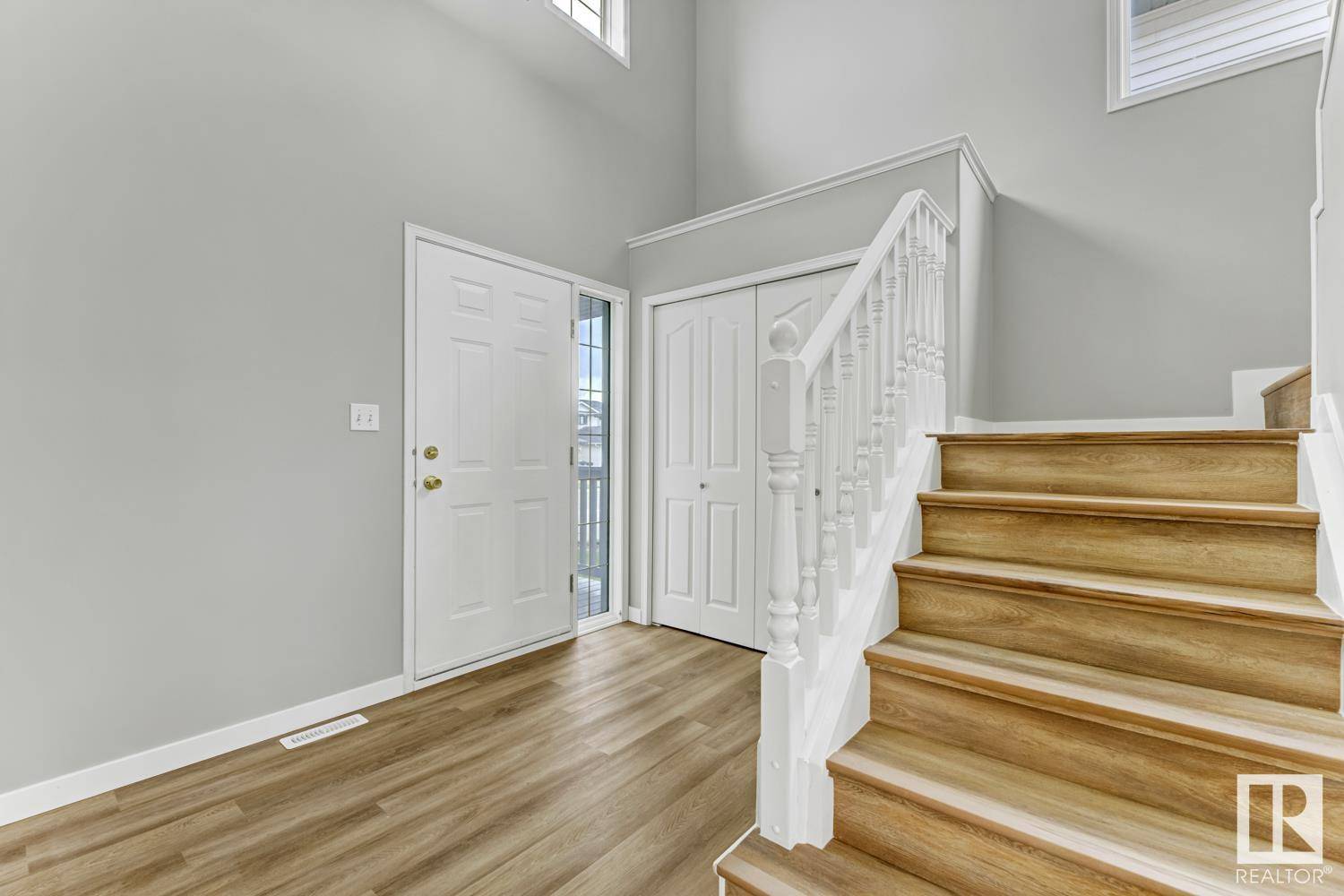 Sherwood Park, AB T8A 6C8,132 FOXBORO TERRACE