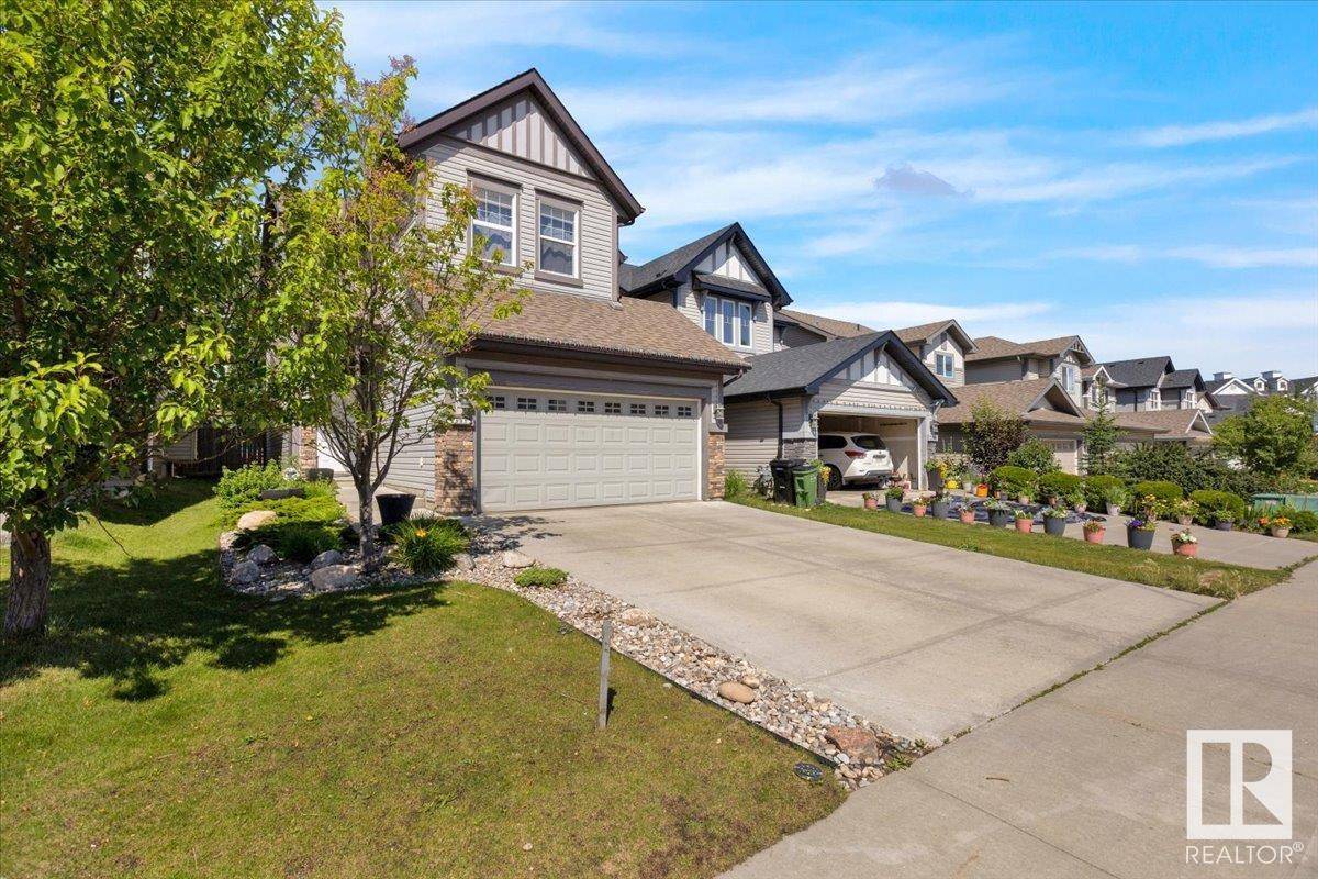 Edmonton, AB T6W 2A3,2585 COLE CR SW