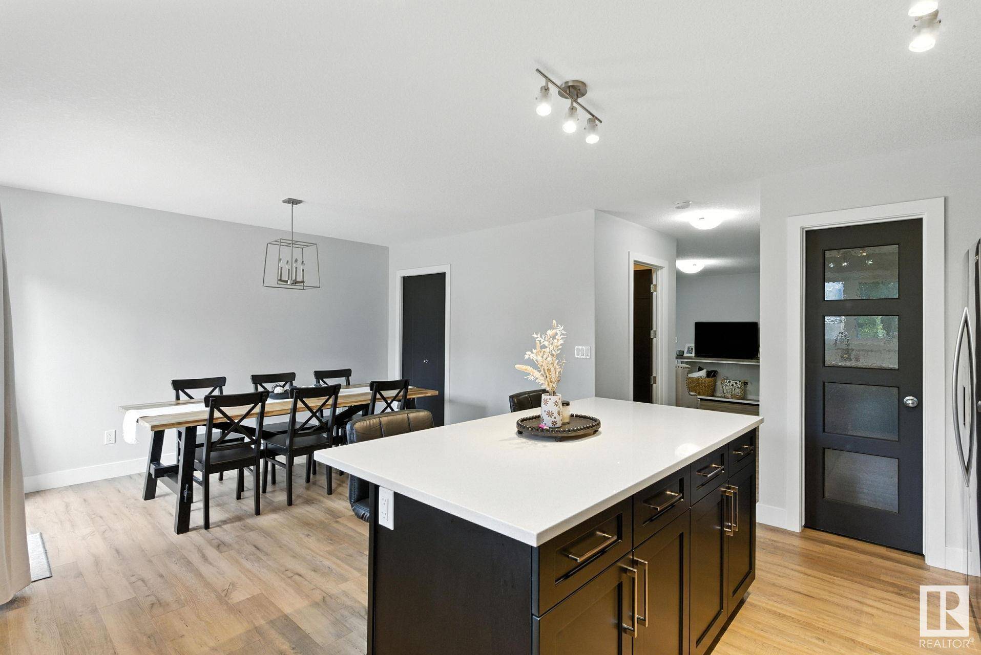 Spruce Grove, AB T7X 0H5,117 SPRUCE GARDENS CR