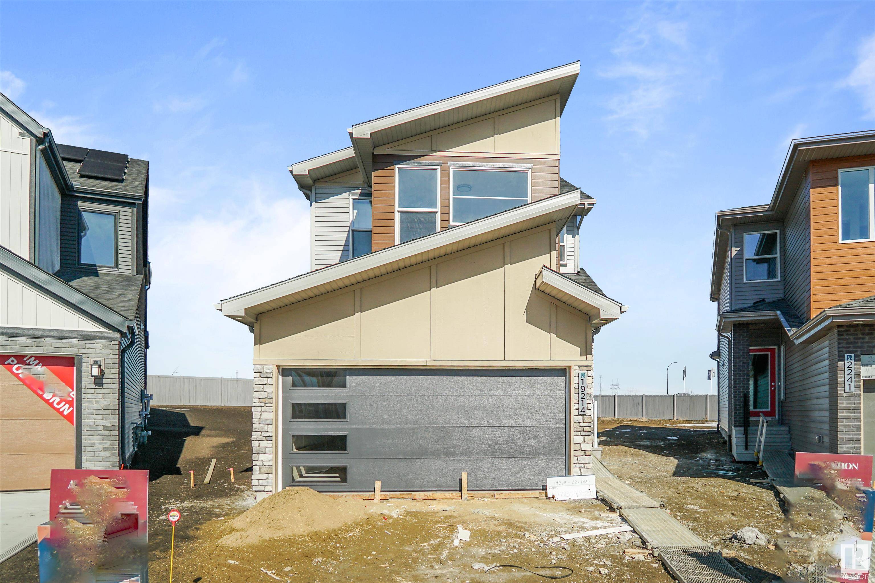 Edmonton, AB T5Y 4B7,17631 46 ST NW