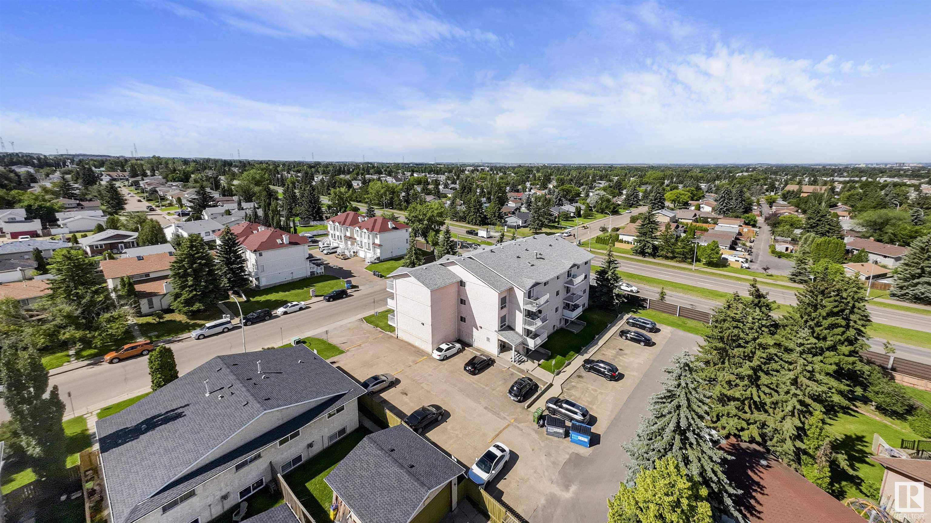 Edmonton, AB T6L 4B5,#401 4924 19 AV NW