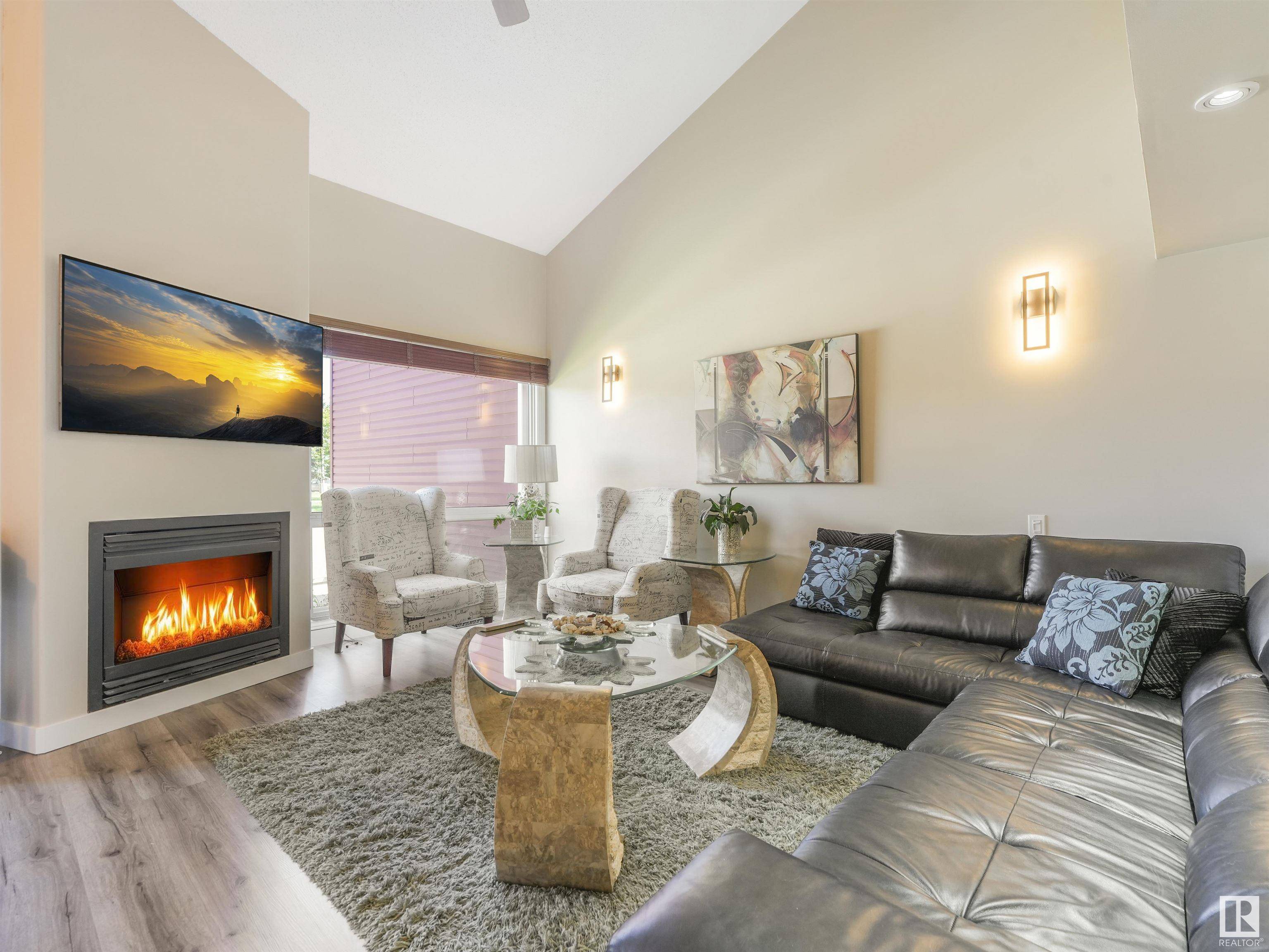 Edmonton, AB T6K 0R2,932 LEE RIDGE RD NW