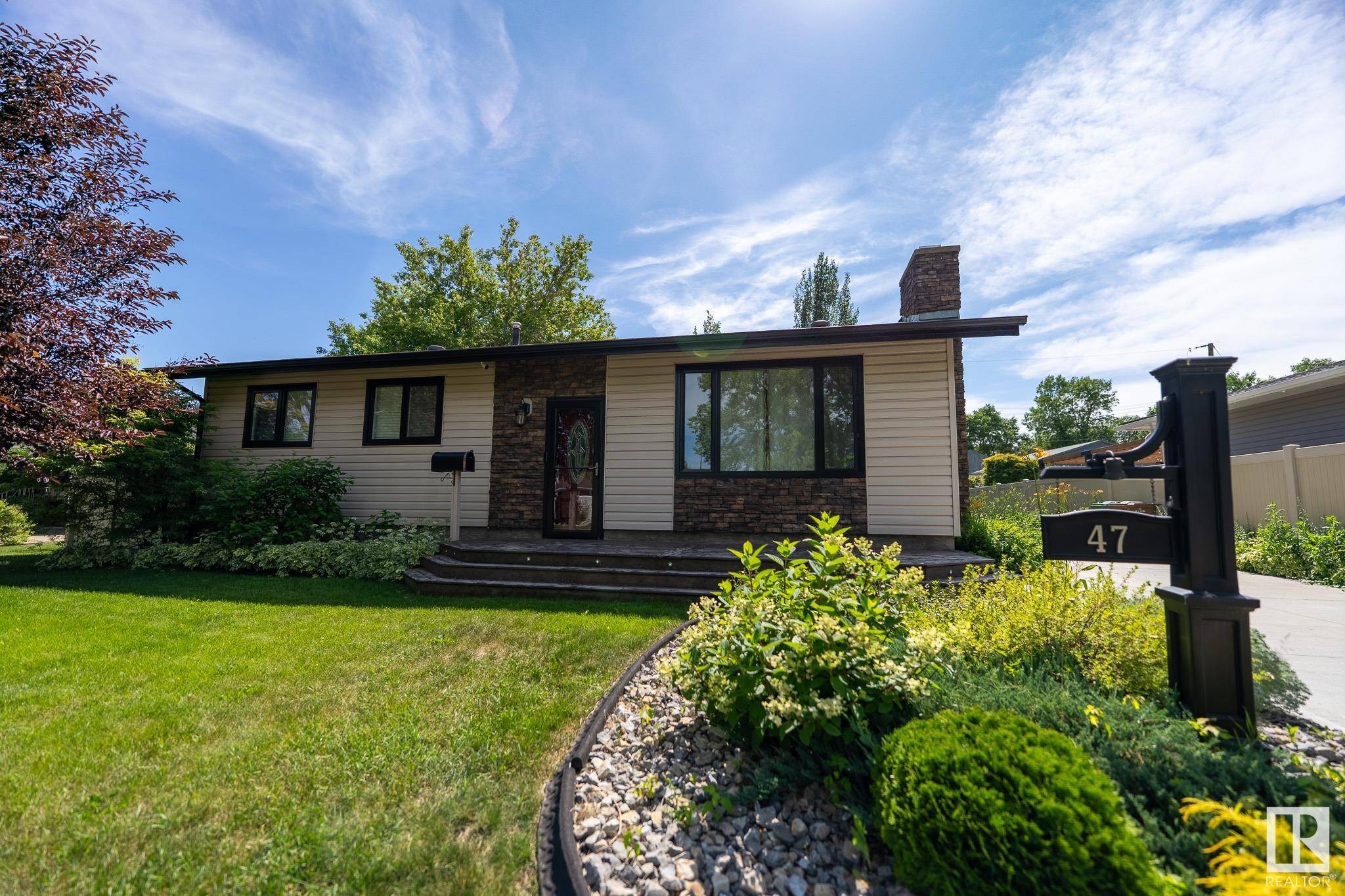 St. Albert, AB T8N 0M2,47 SALISBURY AV