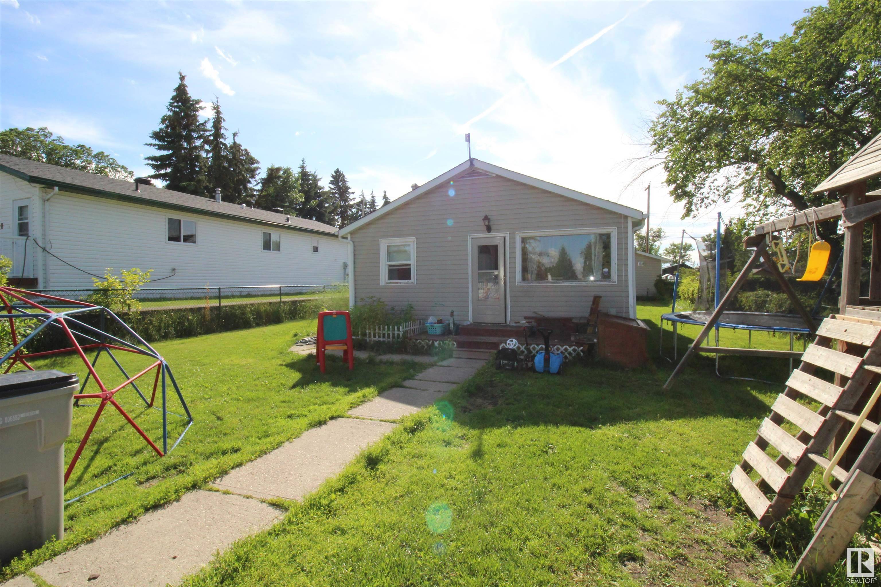 Mayerthorpe, AB T0E 1N0,4722 53 ST