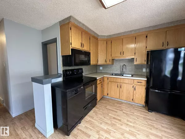 Smoky Lake Town, AB T0A 3C0,4505 52 ST