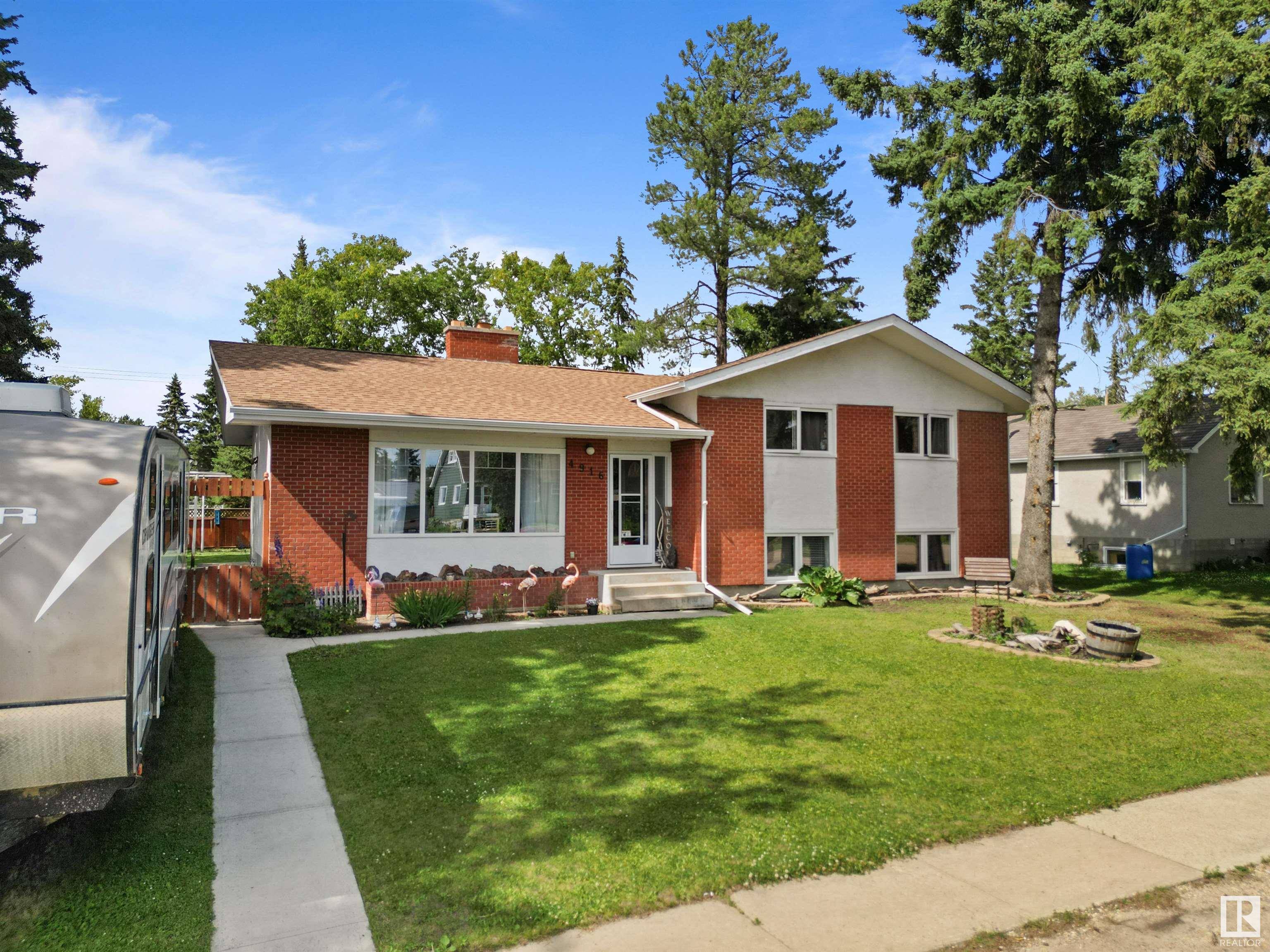 Breton, AB T0C 0P0,4916 51 Avenue