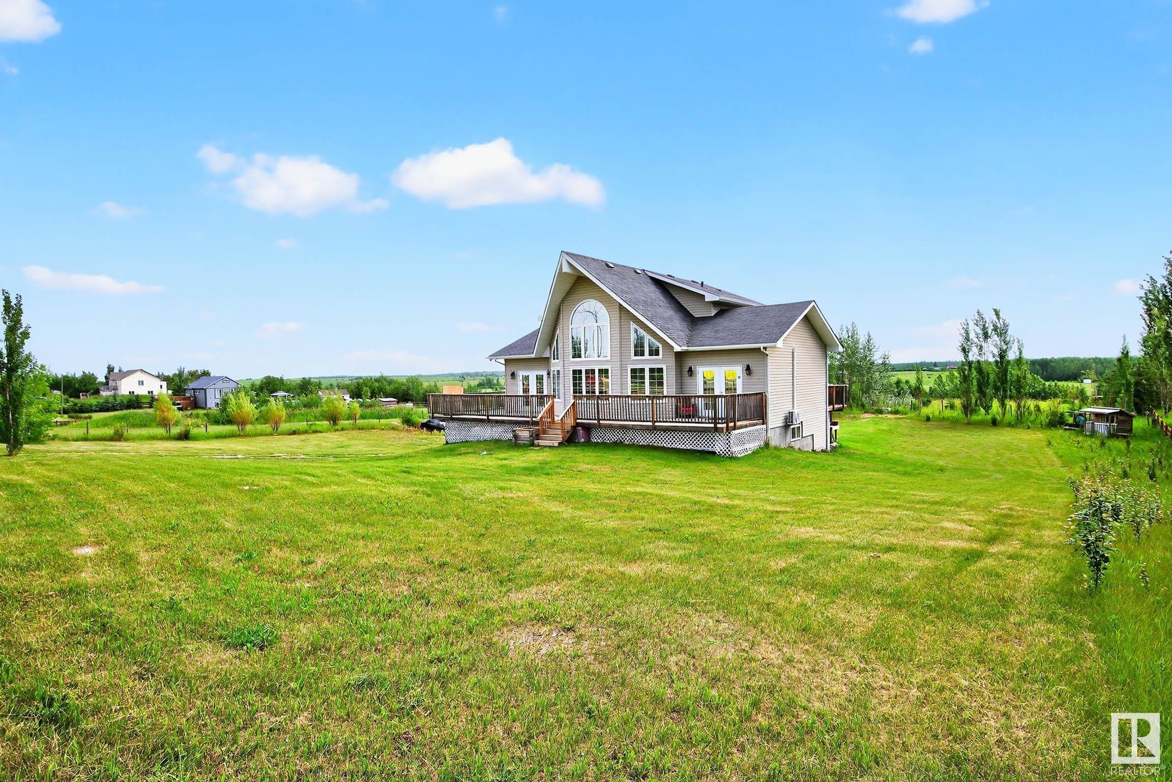 Rural Sturgeon County, AB T0G 1L2,#11 57517 LILY LAKE RD