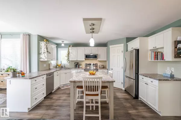 New Sarepta, AB T0B 3M0,5127 MEADOW DR