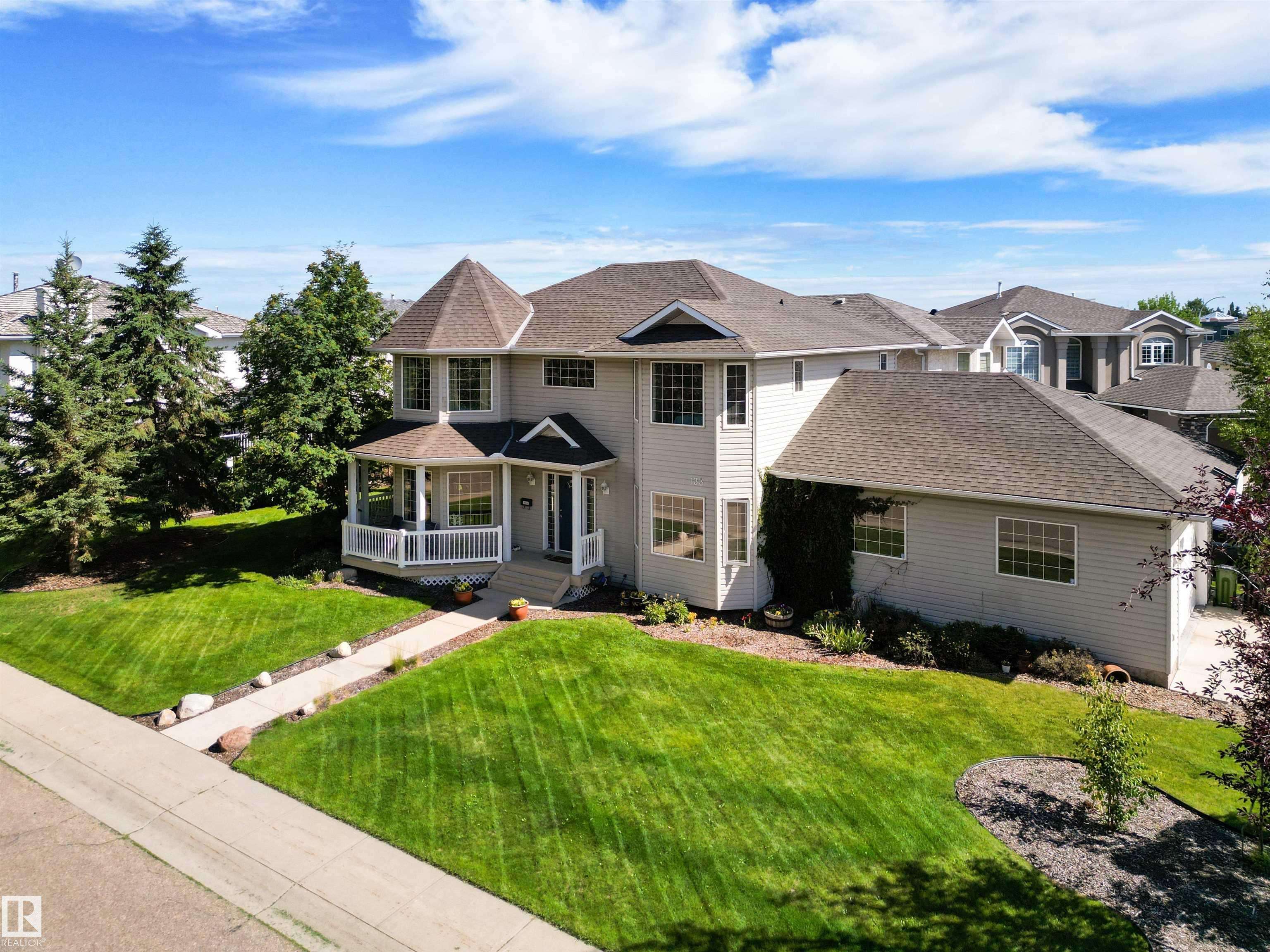 Edmonton, AB T6L 6T9,133 KULAWY DR N NW