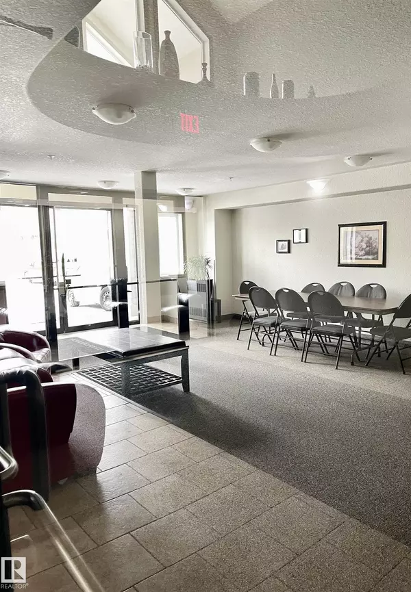 Edmonton, AB T5X 6J4,#216 12550 140 AV NW