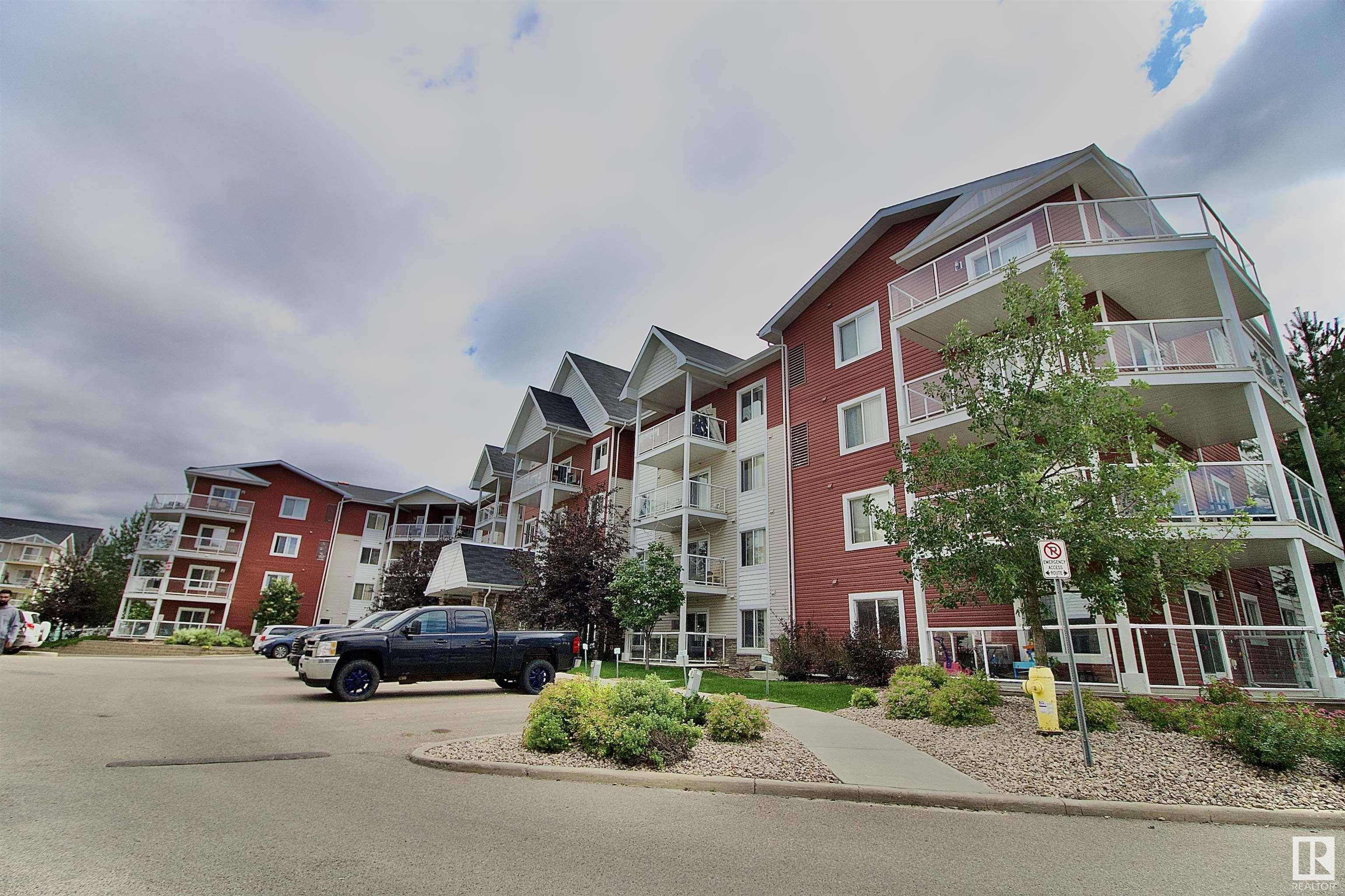 Edmonton, AB T6T 0T1,#102 2203 44 AV NW