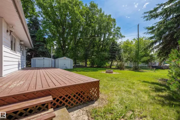 Bruderheim, AB T0B 0S0,5031 51 AV