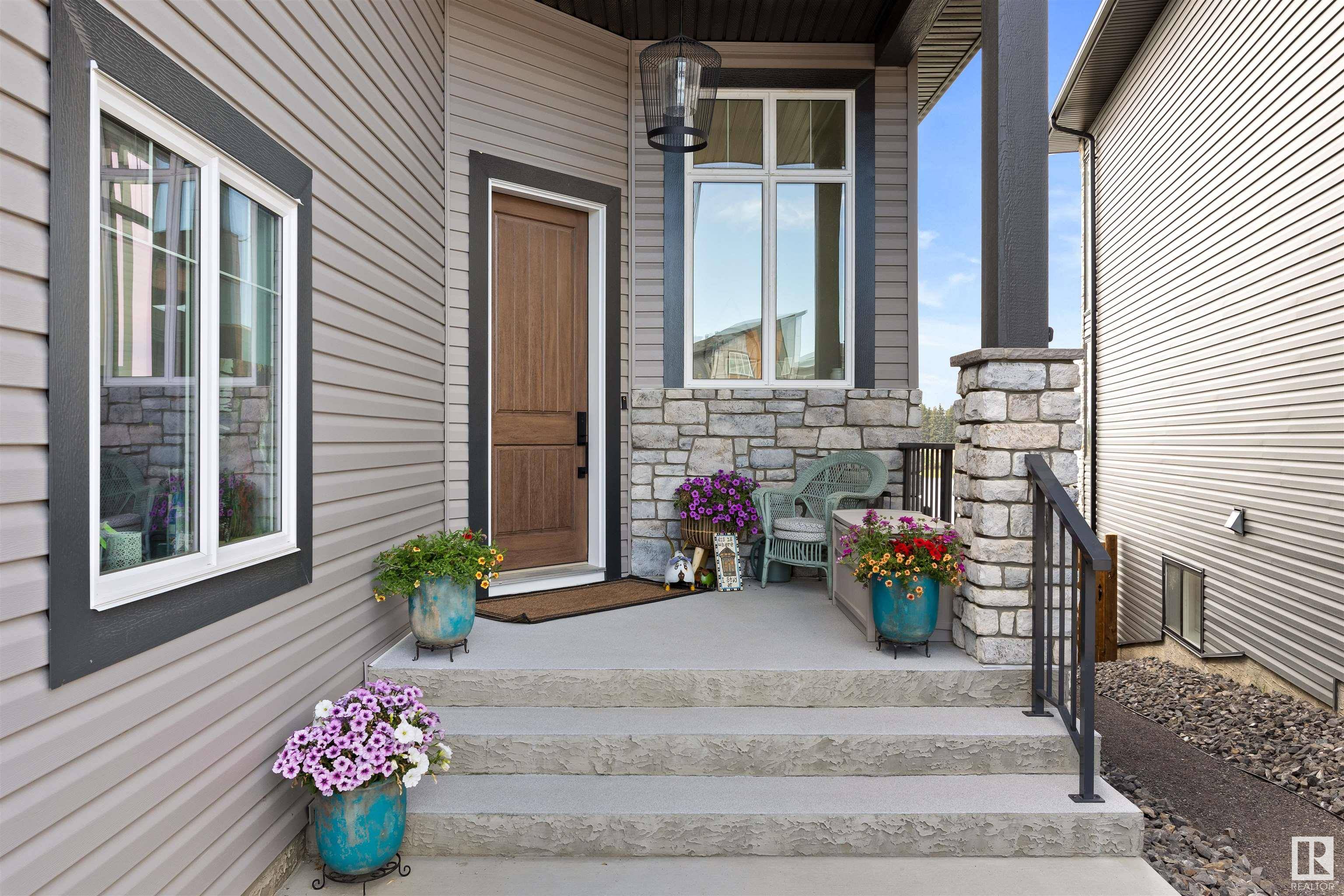 Leduc, AB T9E 1R3,118 LILAC CL
