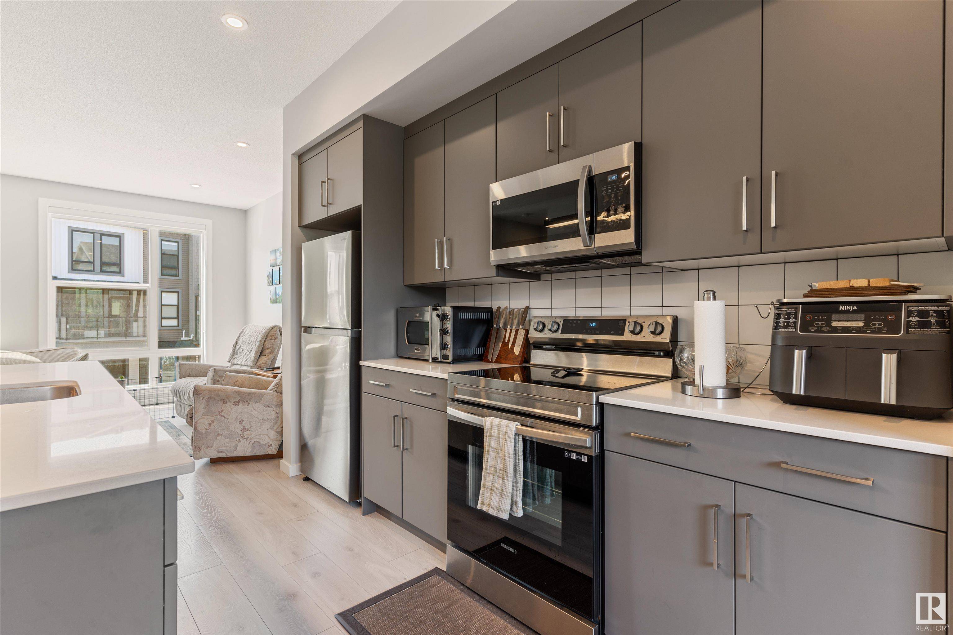 Edmonton, AB T6W 0B4,#94 1304 RUTHERFORD RD SW