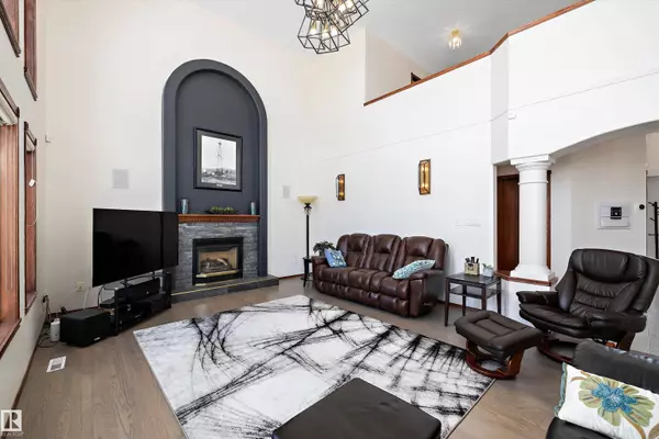 Edmonton, AB T6V 1E4,15903 132 ST NW