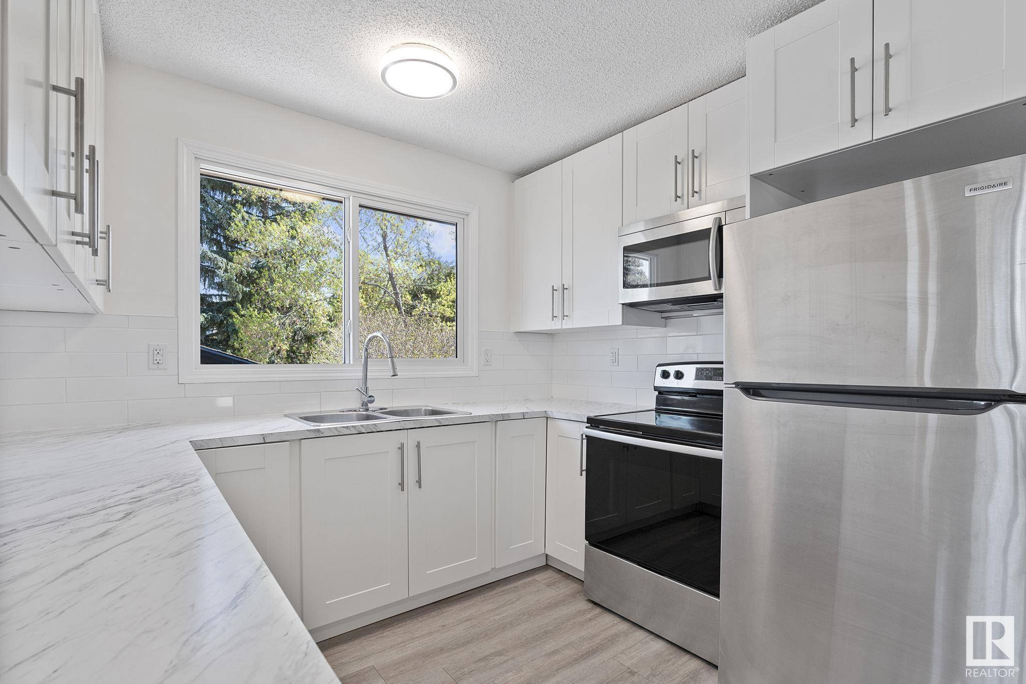 1021 Haythorne rd, Sherwood Park, AB T8A 1B4