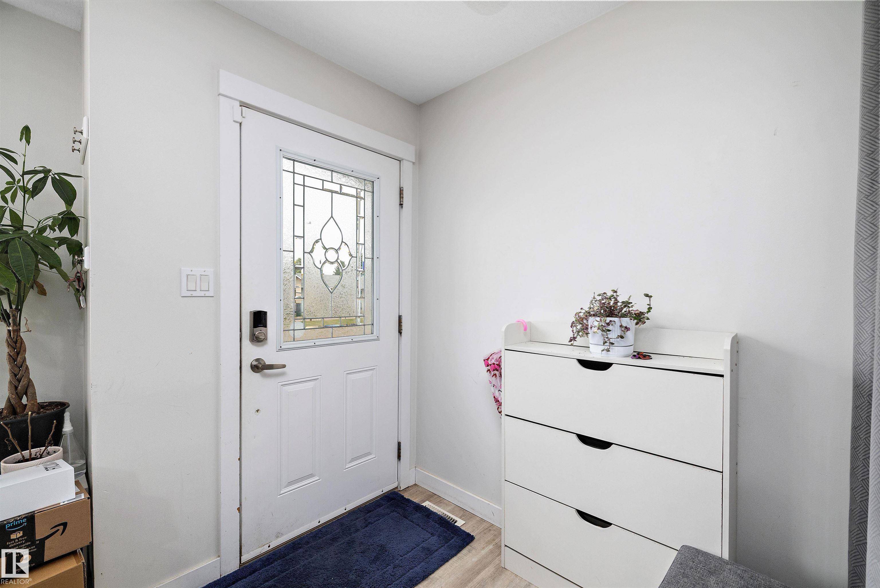 Edmonton, AB T5P 3A3,10229/10231 159 ST NW