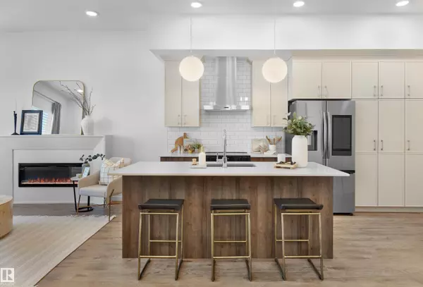 Fort Saskatchewan, AB T8L 0X9,3 DEER MEADOW CR