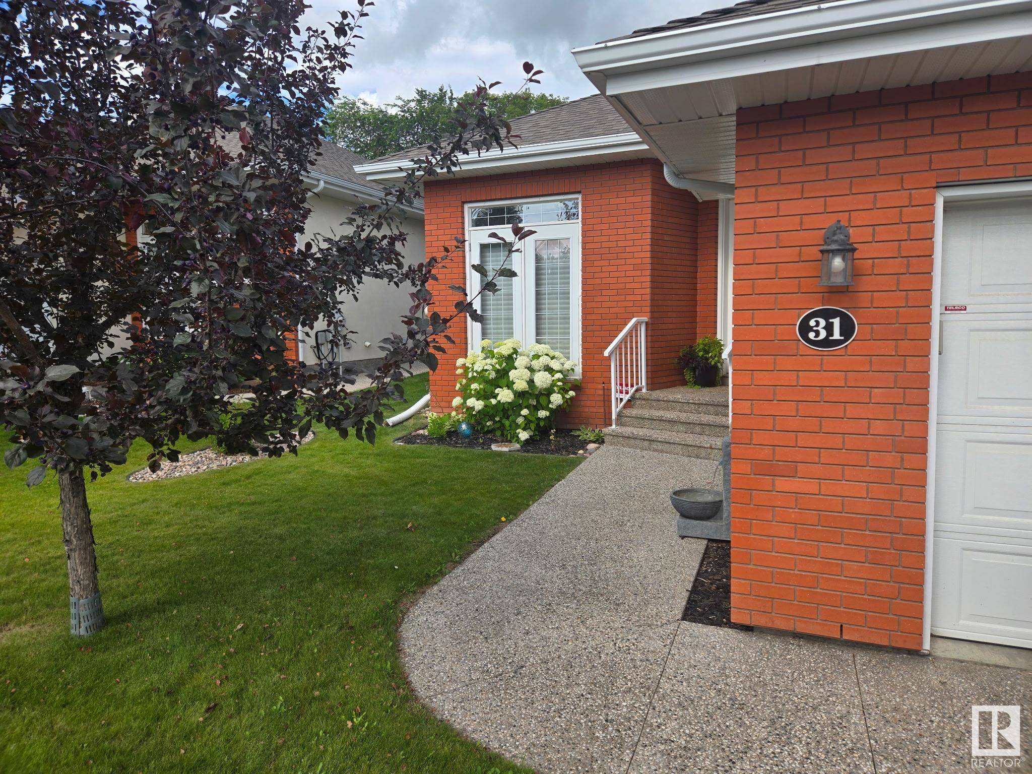 Edmonton, AB T6M 2W7,#31 1225 Wanyandi RD NW