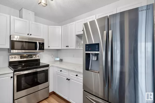 Edmonton, AB T5Y 3B6,#67 14603 Miller BV NW