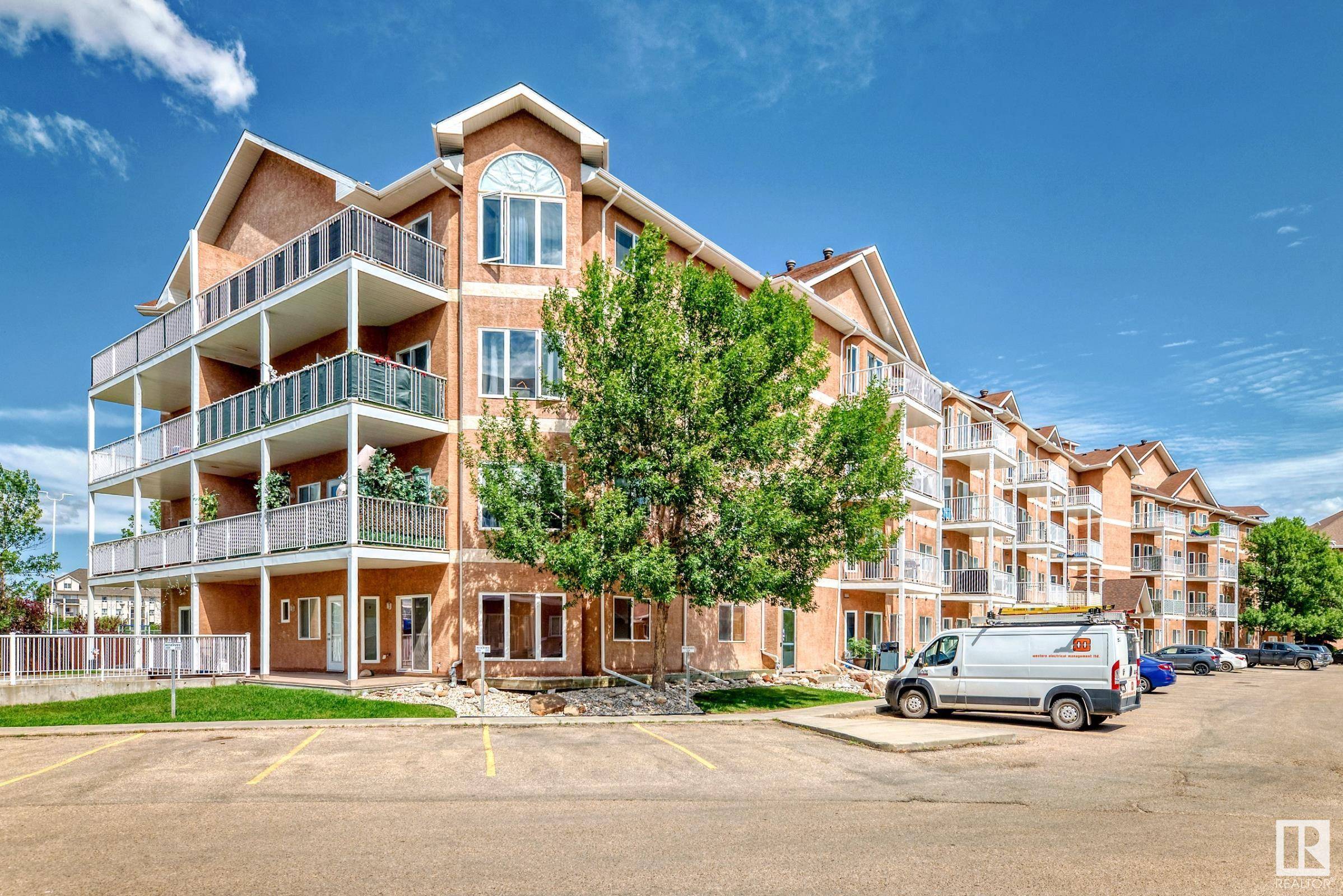 #313 4316 139 AV NW, Edmonton, AB T5Y 0L1