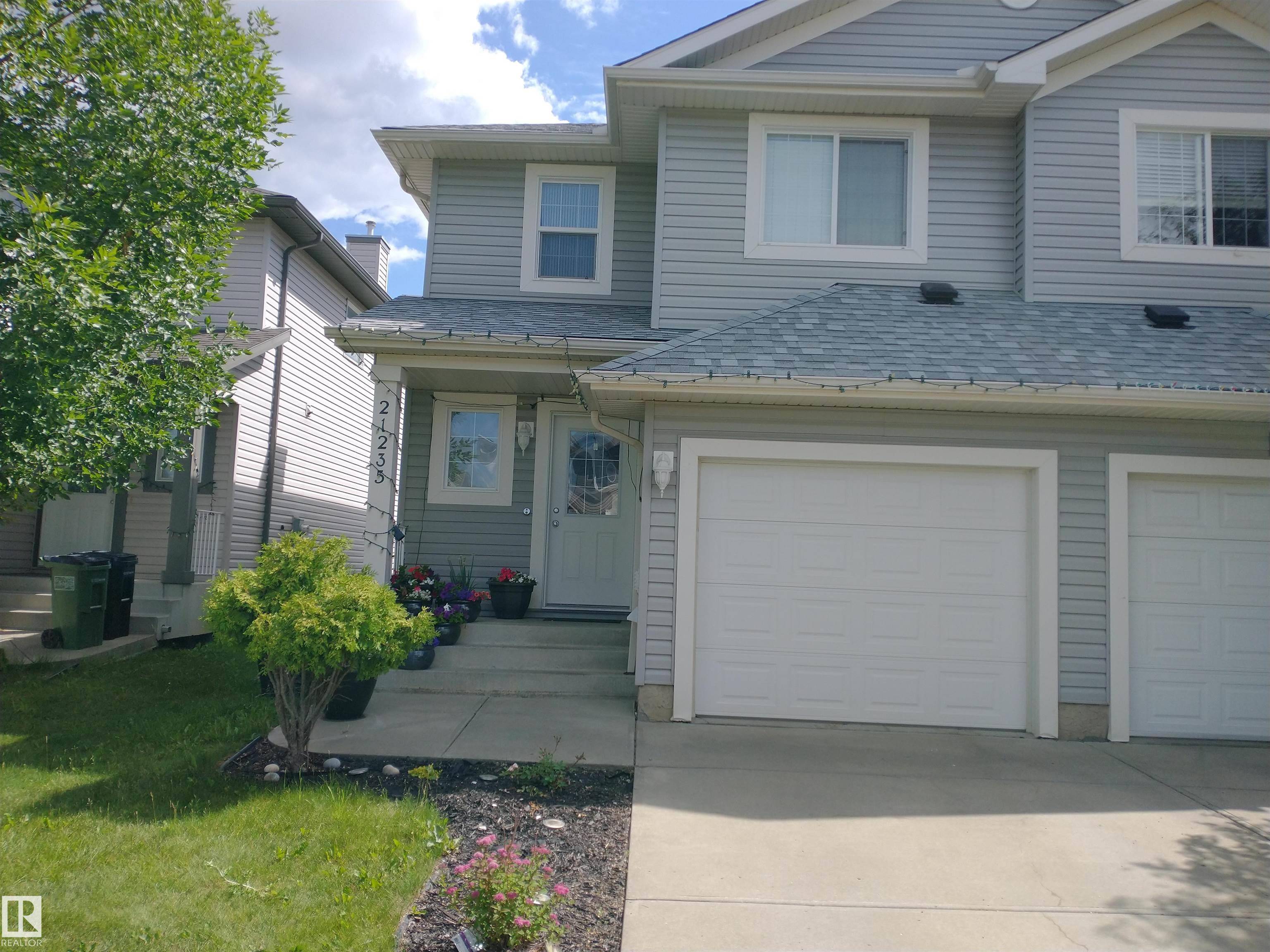 21235 90 AV NW, Edmonton, AB T5T 6Z1