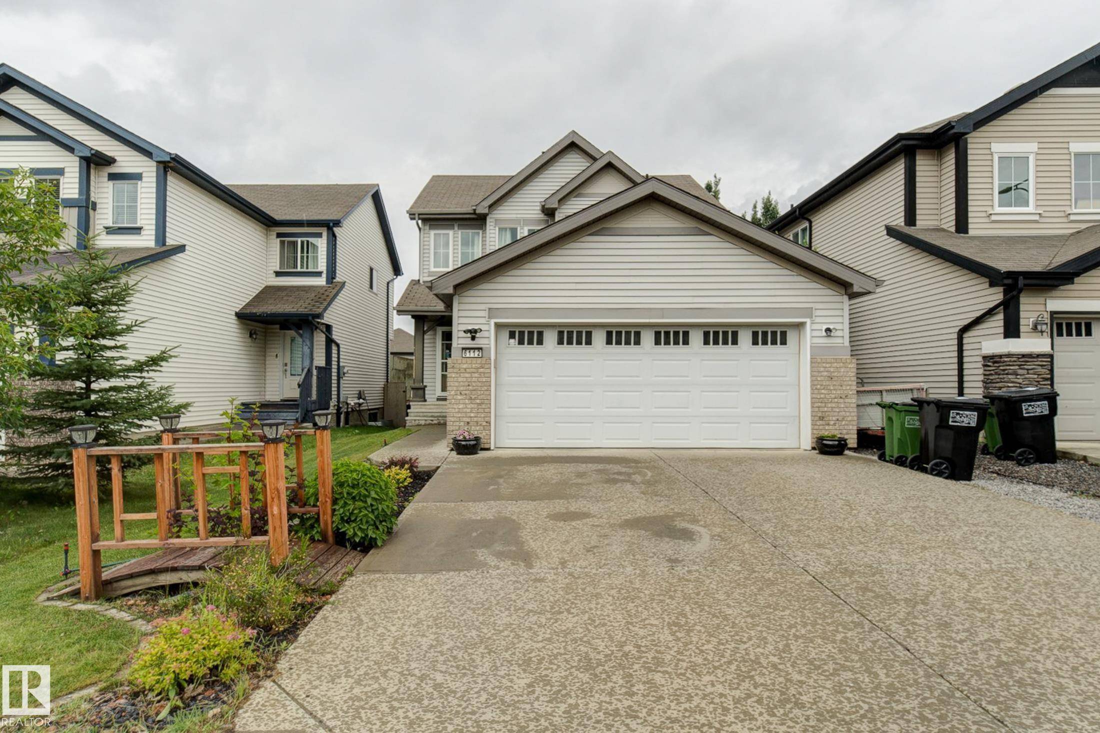 Edmonton, AB T6X 0M4,6112 11 AV SW