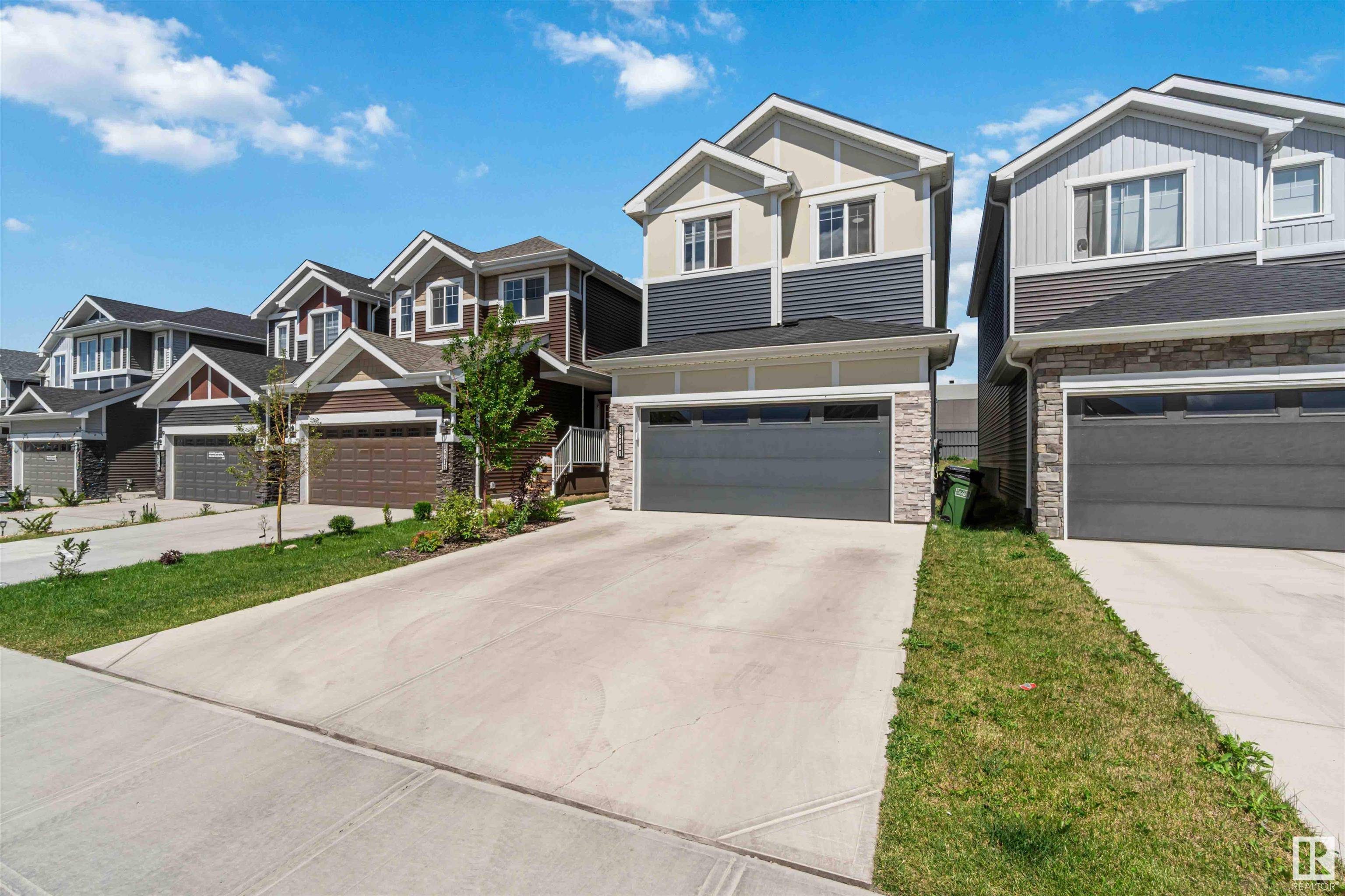 16808 30 AV SW, Edmonton, AB T6W 5A3