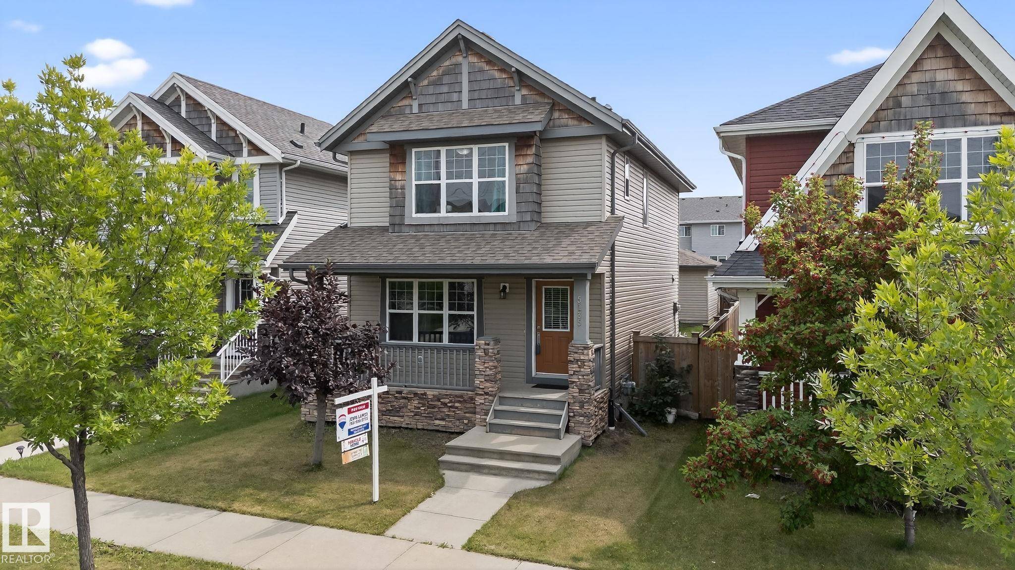 5135 1A AV SW, Edmonton, AB T5X 0X3