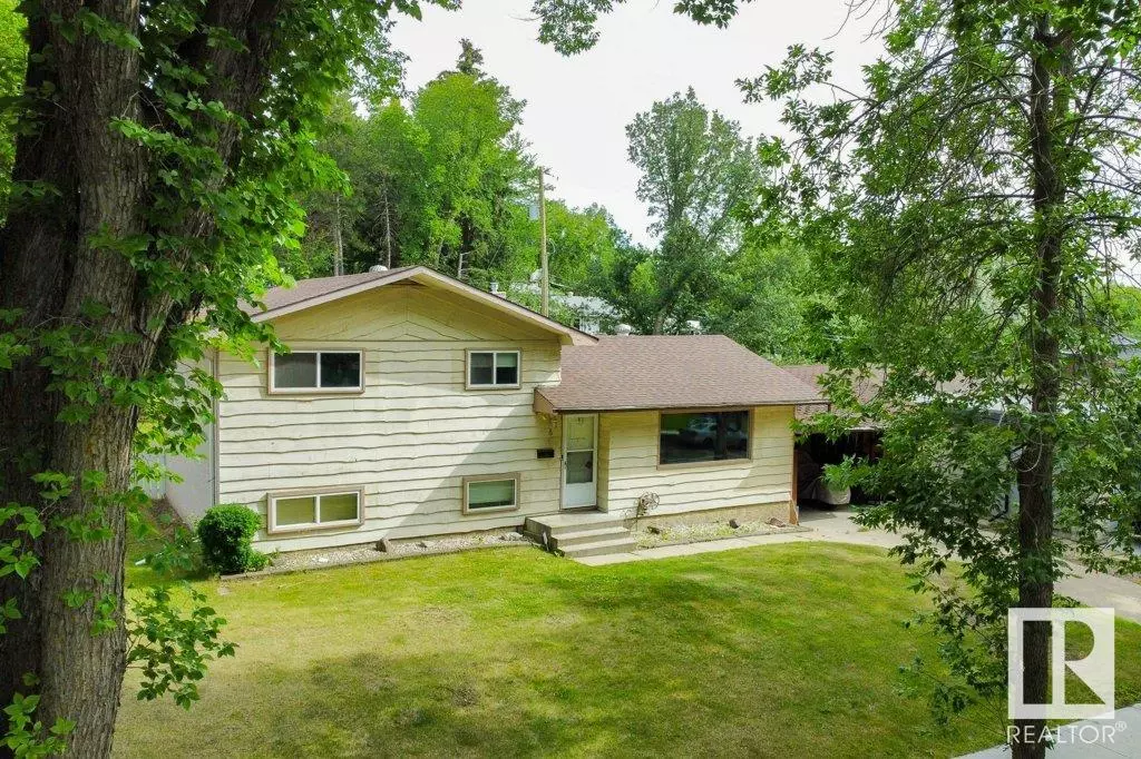 St. Albert, AB T8N 0G8,6 SYLVAN DR